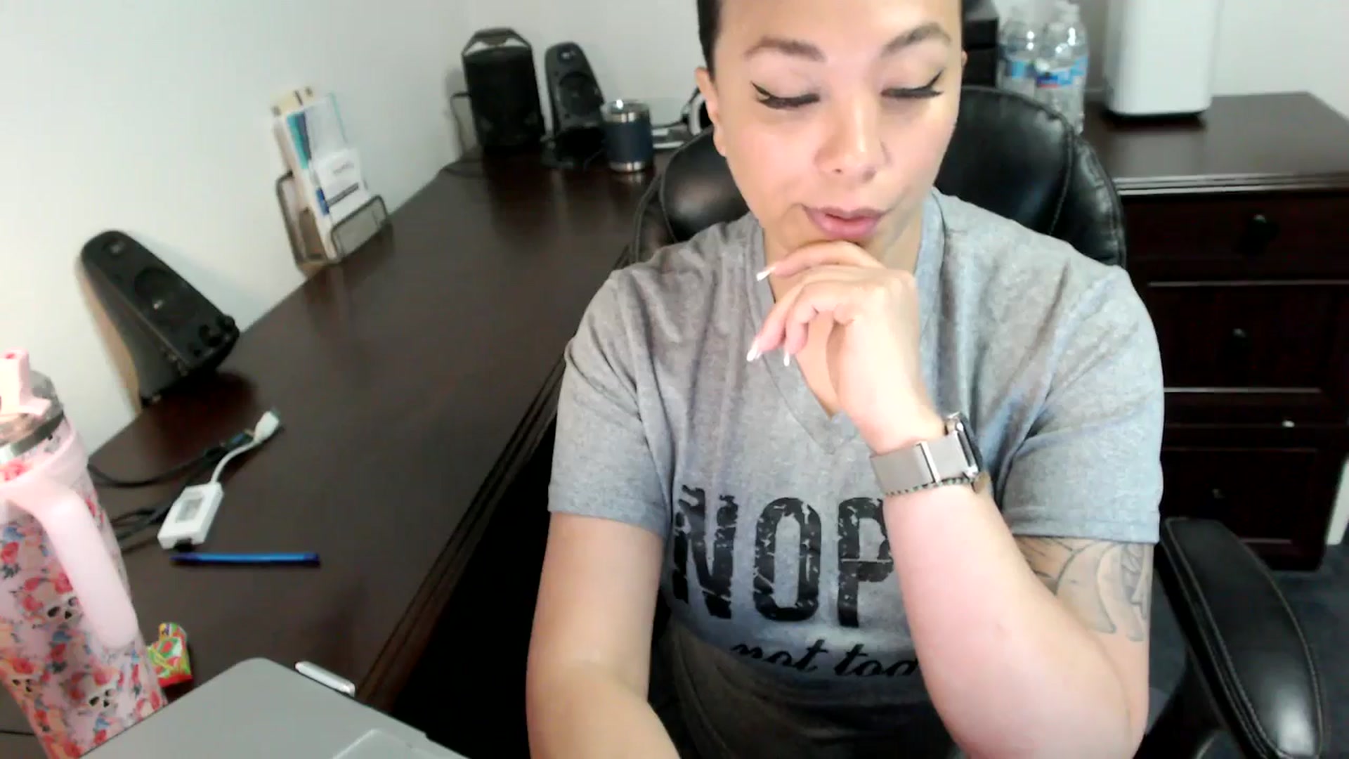 Gallery image thumbnail from MickaylaMoon's myfreecams stream on, 07/02/2024, 15:28 image 16 of 20
