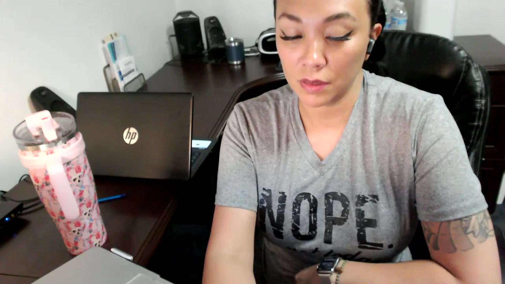 Gallery image thumbnail from MickaylaMoon's myfreecams stream on, 07/02/2024, 17:43 image 13 of 20