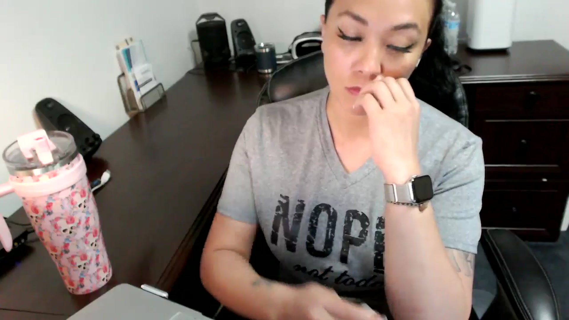 Gallery image thumbnail from MickaylaMoon's myfreecams stream on, 07/02/2024, 20:23 image 18 of 20