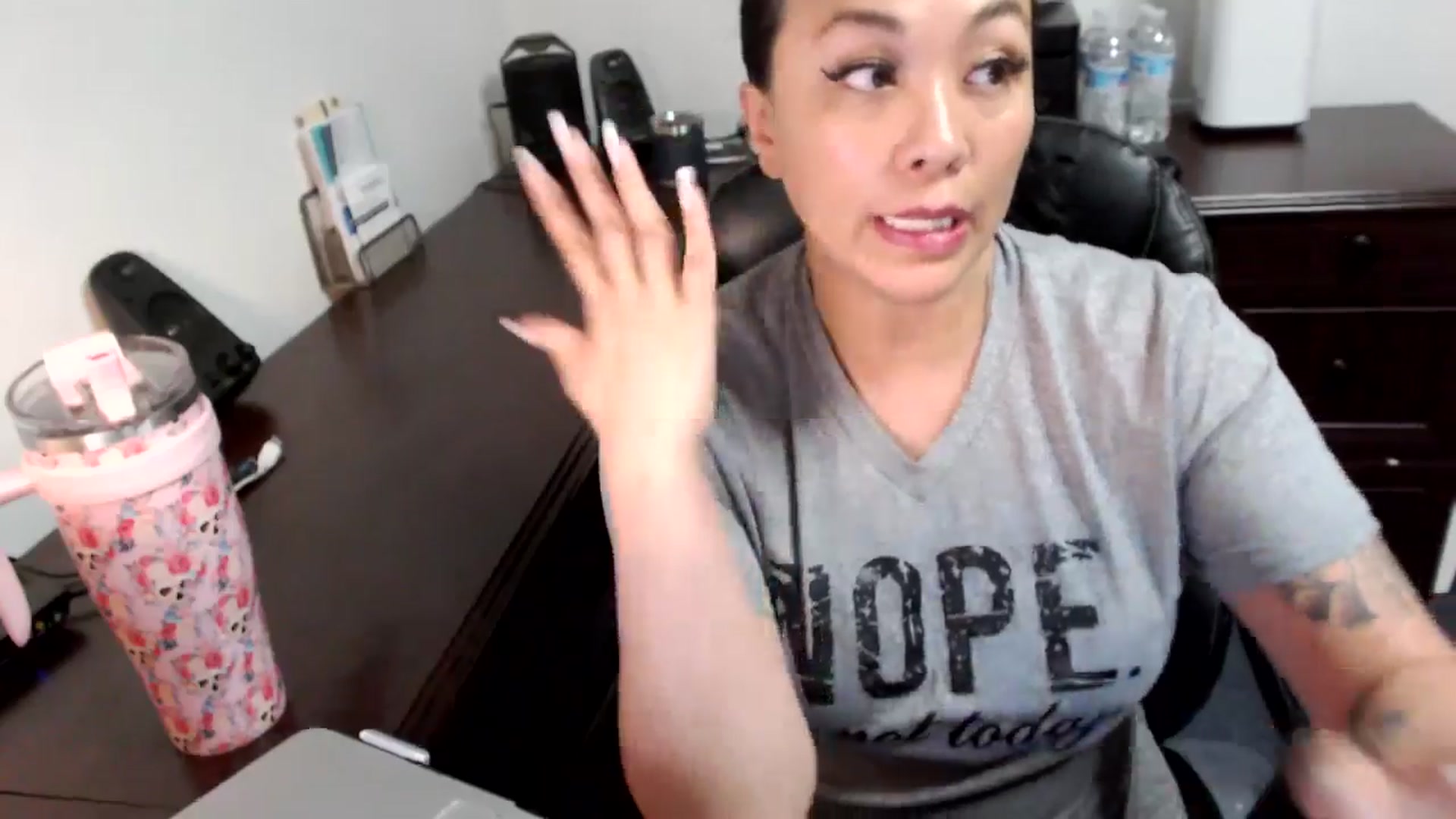 Gallery image thumbnail from MickaylaMoon's myfreecams stream on, 07/02/2024, 20:23 image 17 of 20