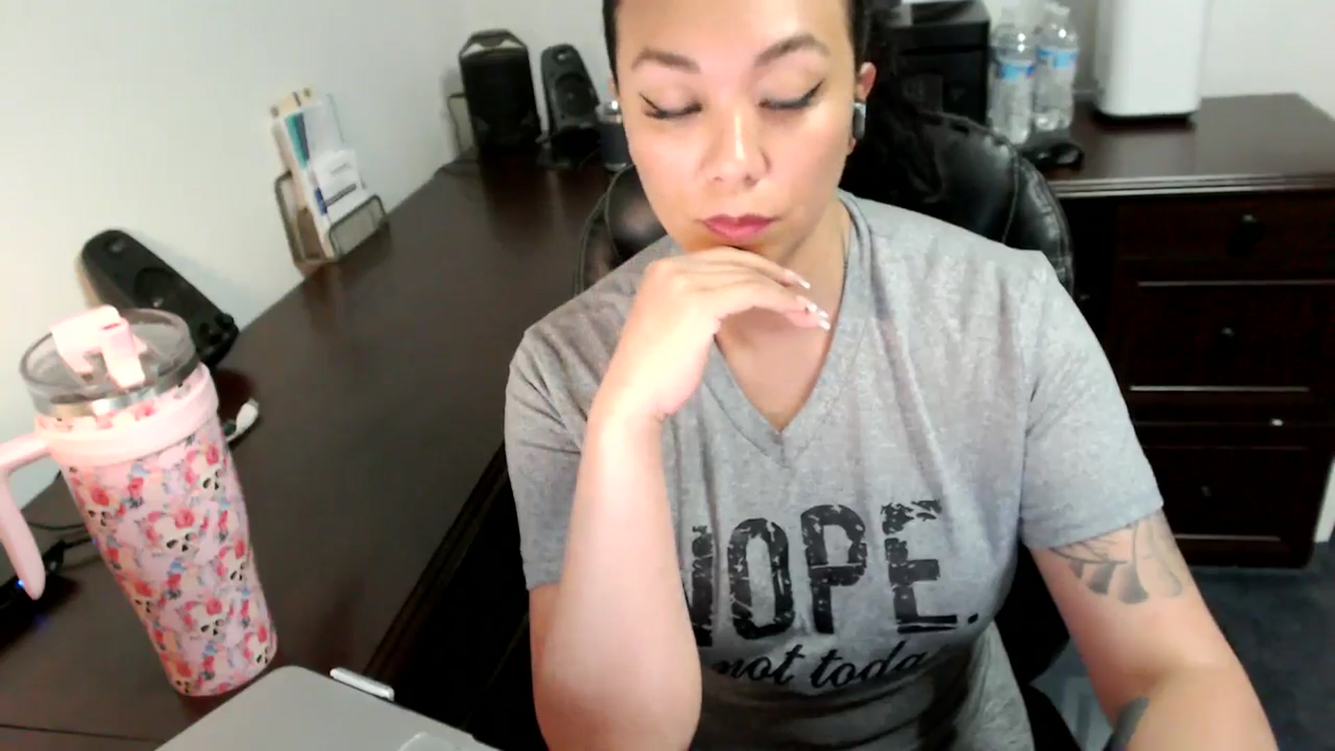 Gallery image thumbnail from MickaylaMoon's myfreecams stream on, 07/02/2024, 20:23 image 15 of 20