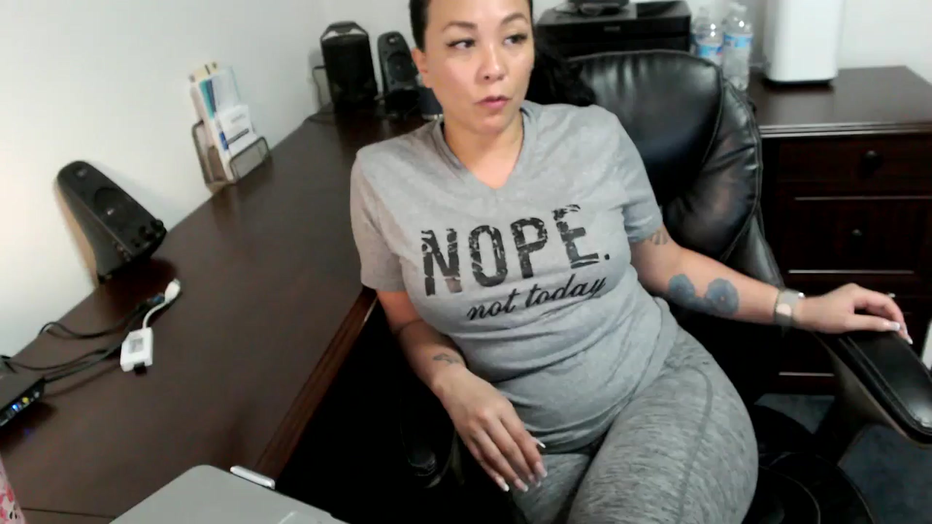 Gallery image thumbnail from MickaylaMoon's myfreecams stream on, 07/02/2024, 20:23 image 10 of 20