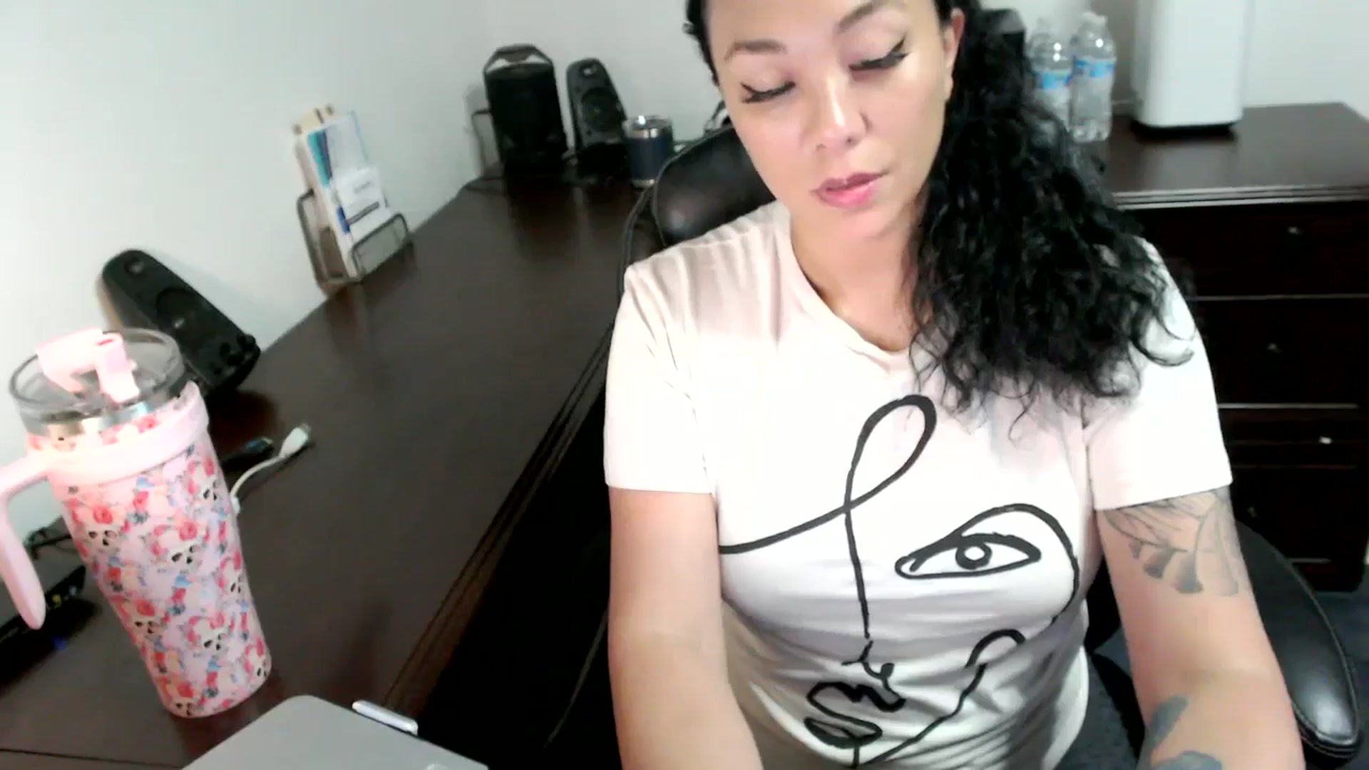 Gallery image thumbnail from MickaylaMoon's myfreecams stream on, 07/03/2024, 19:31 image 4 of 20
