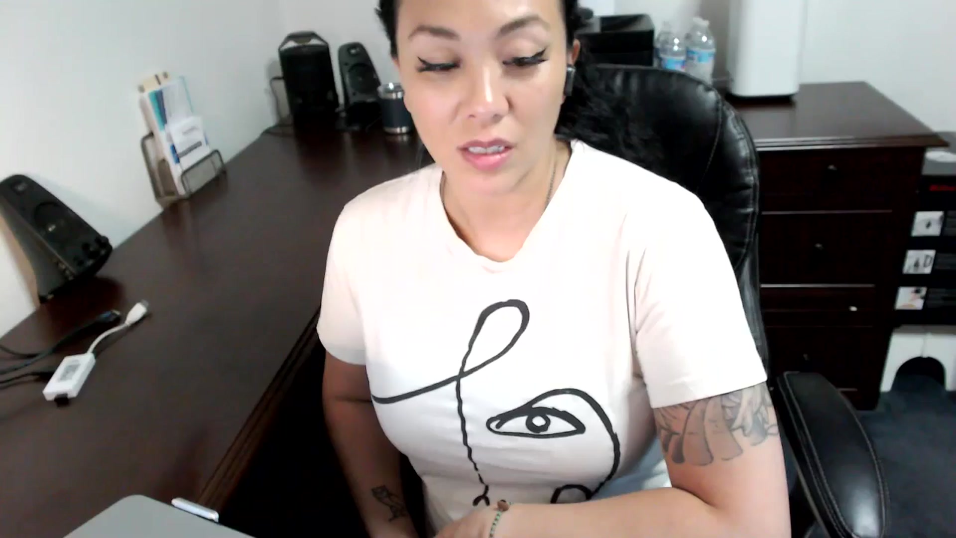 Gallery image thumbnail from MickaylaMoon's myfreecams stream on, 07/03/2024, 19:59 image 1 of 20