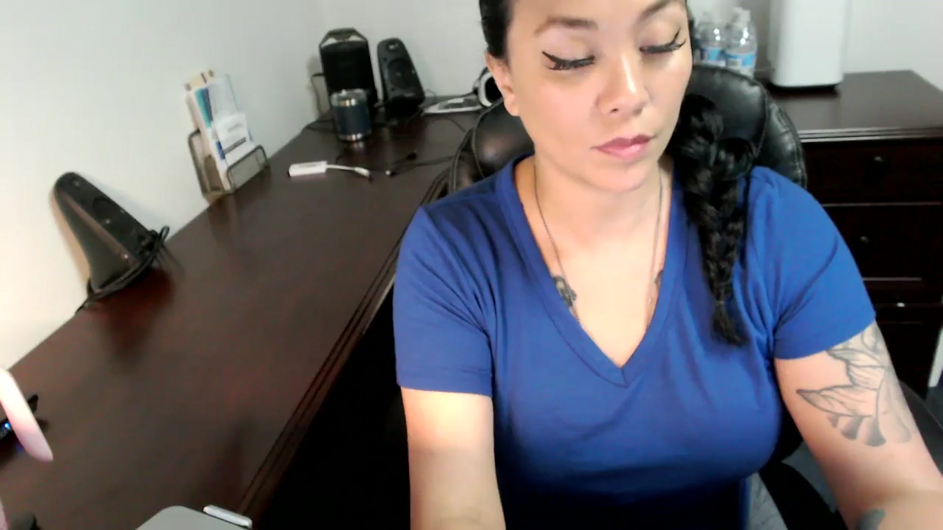 Gallery image thumbnail from MickaylaMoon's myfreecams stream on, 07/04/2024, 15:46 image 14 of 20