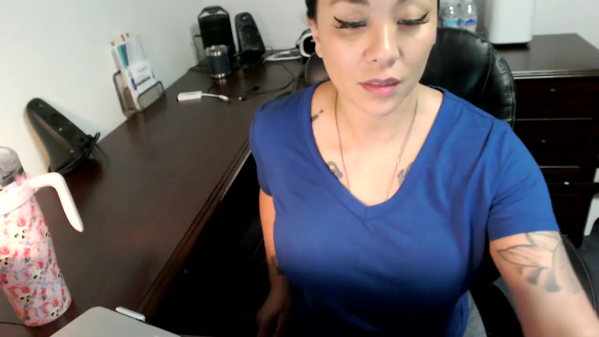 Gallery image thumbnail from MickaylaMoon's myfreecams stream on, 07/04/2024, 18:49 image 2 of 20