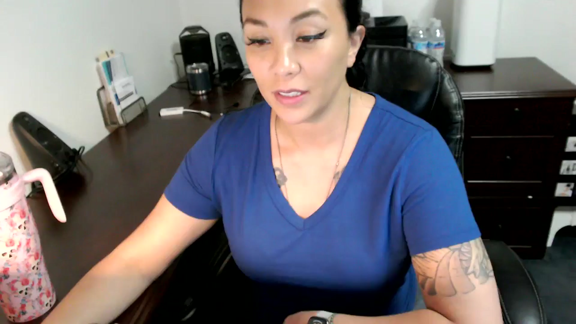 Gallery image thumbnail from MickaylaMoon's myfreecams stream on, 07/04/2024, 19:13 image 14 of 20