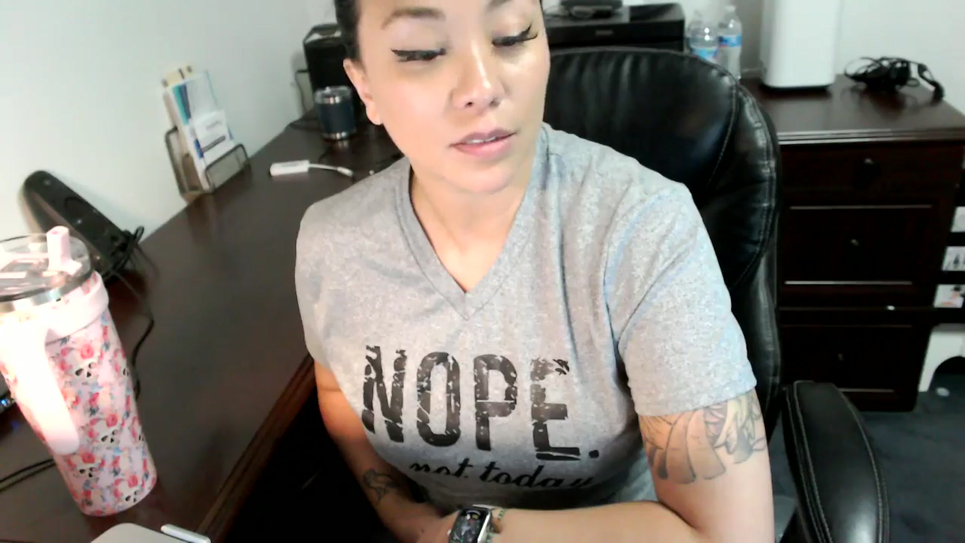 Gallery image thumbnail from MickaylaMoon's myfreecams stream on, 07/05/2024, 16:51 image 8 of 20