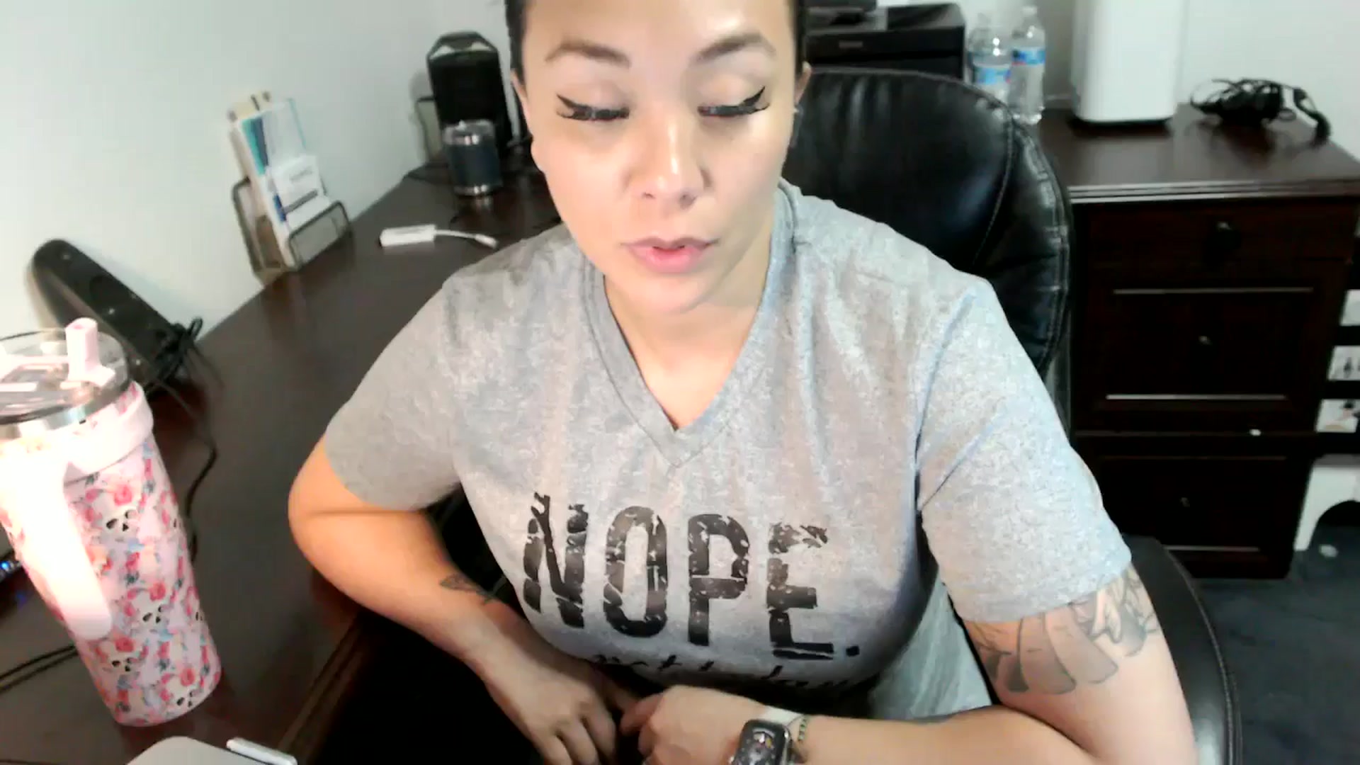 Gallery image thumbnail from MickaylaMoon's myfreecams stream on, 07/05/2024, 16:51 image 10 of 20
