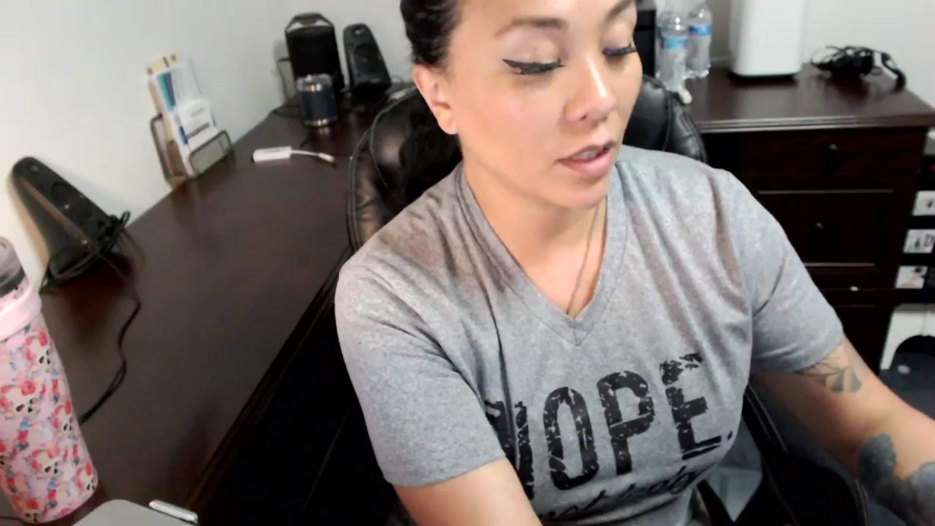 Gallery image thumbnail from MickaylaMoon's myfreecams stream on, 07/05/2024, 19:44 image 19 of 20