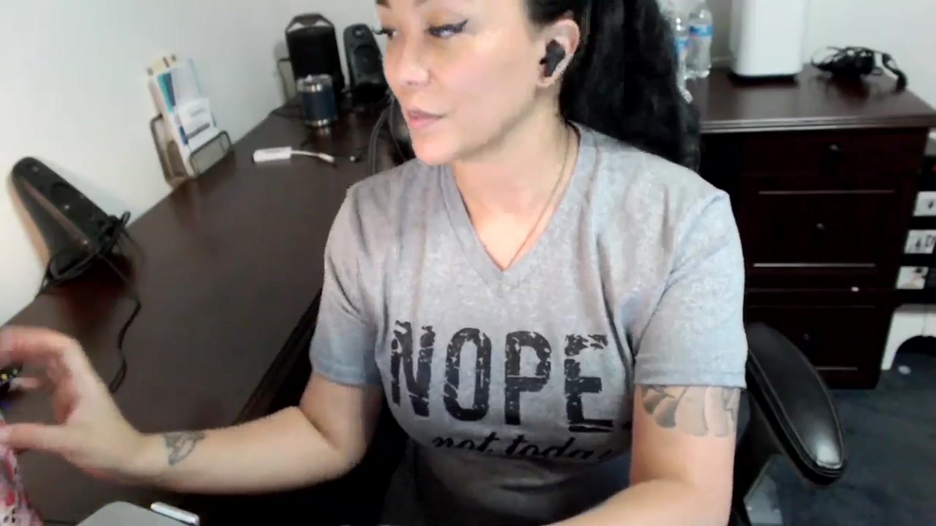 Gallery image thumbnail from MickaylaMoon's myfreecams stream on, 07/05/2024, 19:44 image 12 of 20