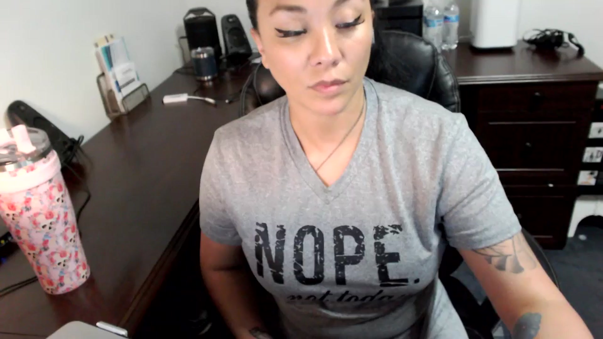 Gallery image thumbnail from MickaylaMoon's myfreecams stream on, 07/05/2024, 20:22 image 20 of 20