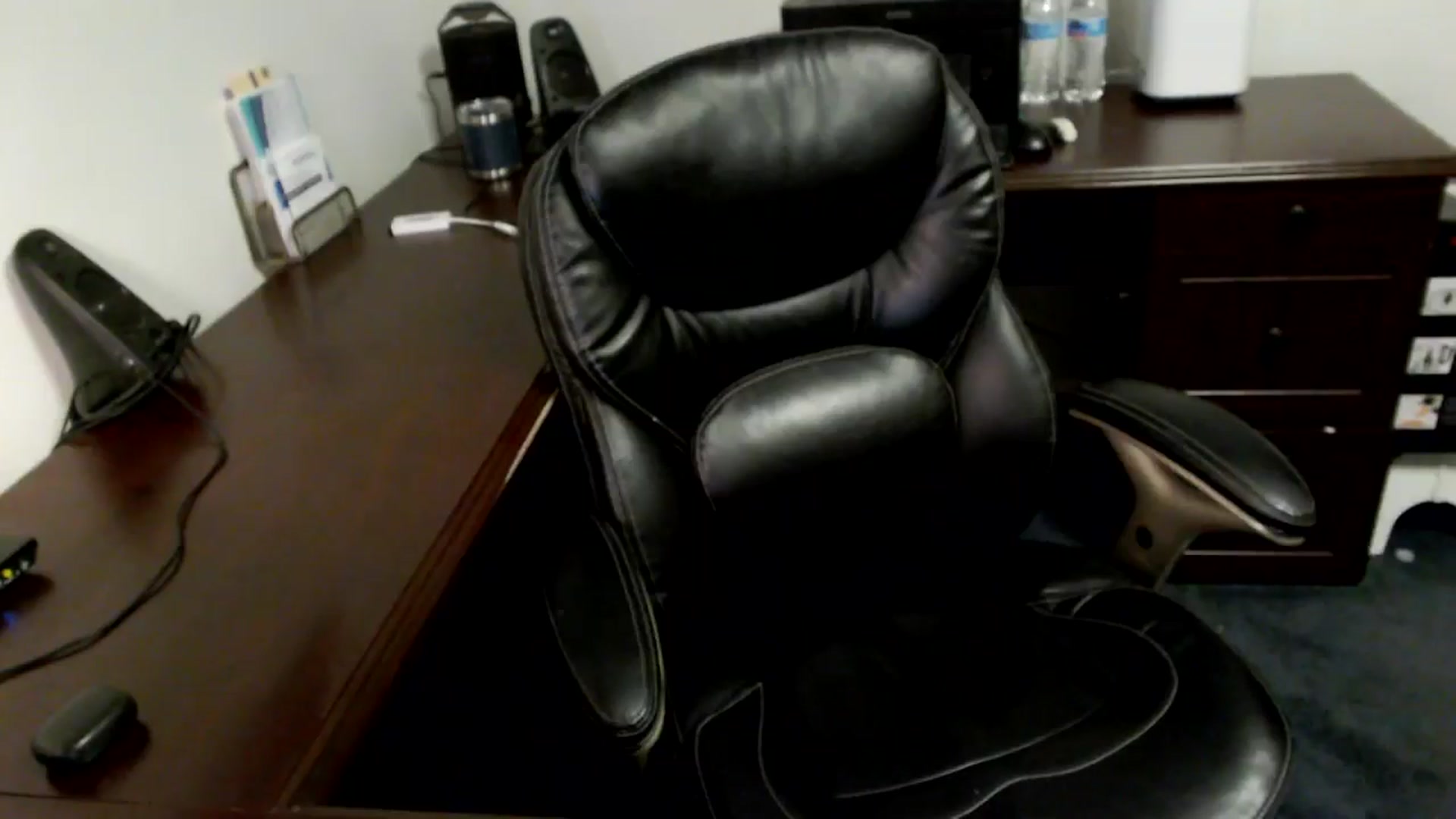 Gallery image thumbnail from MickaylaMoon's myfreecams stream on, 07/08/2024, 17:01 image 16 of 20