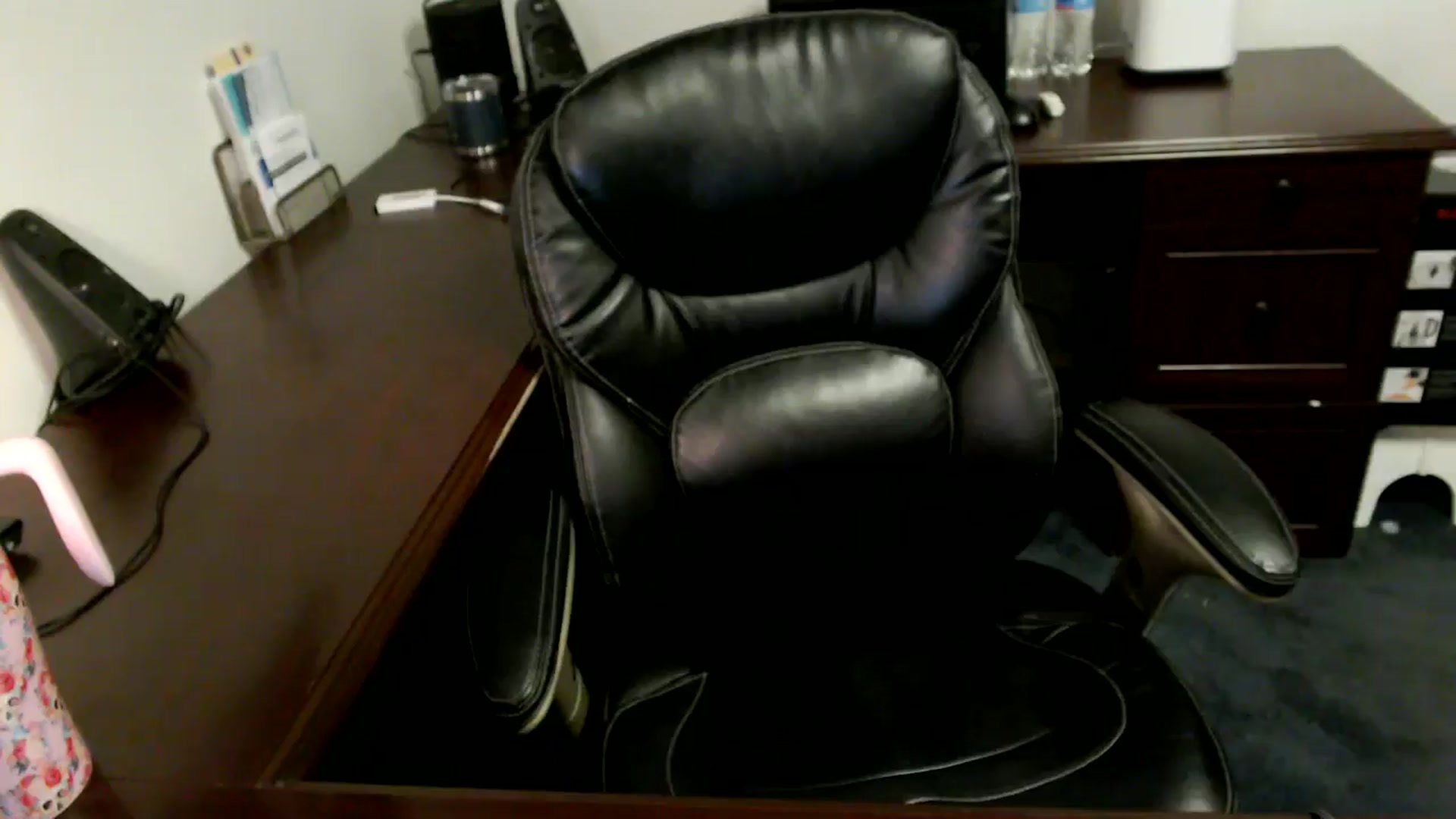 Gallery image thumbnail from MickaylaMoon's myfreecams stream on, 07/08/2024, 19:01 image 18 of 20