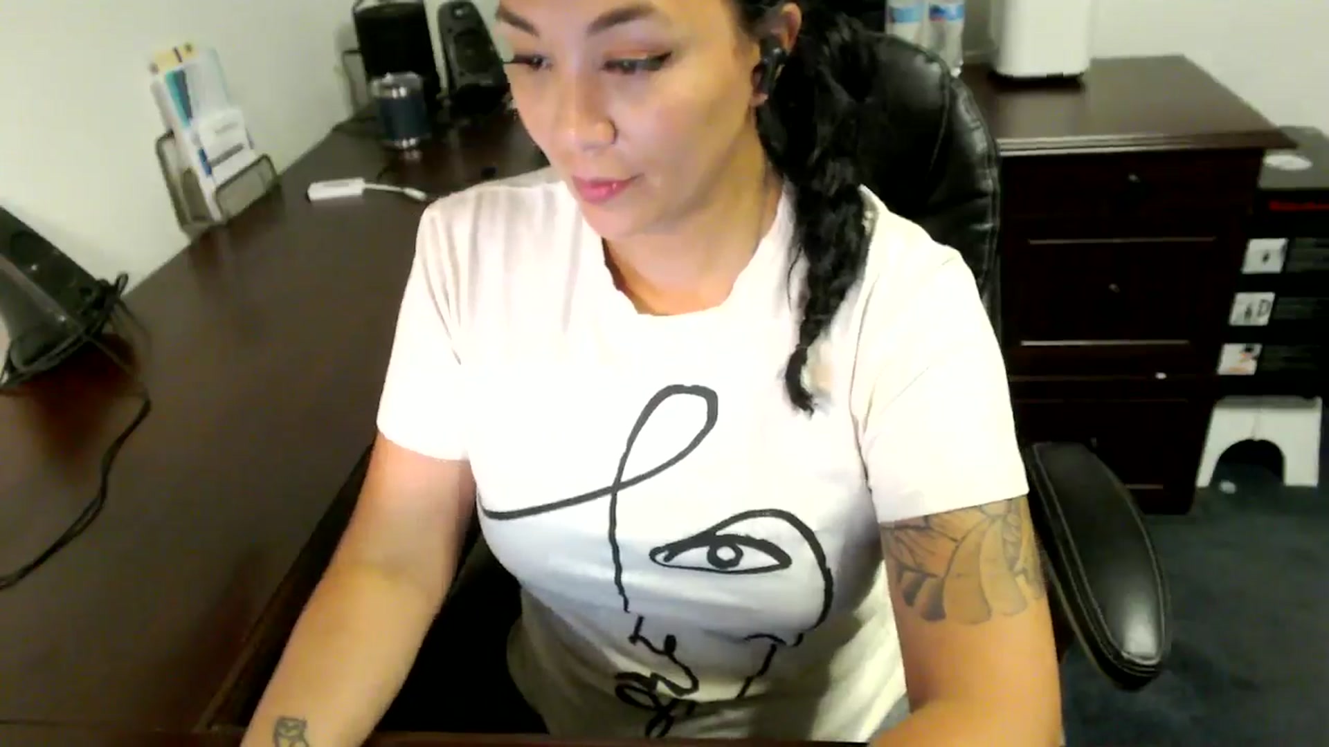 Gallery image thumbnail from MickaylaMoon's myfreecams stream on, 07/08/2024, 20:13 image 11 of 20