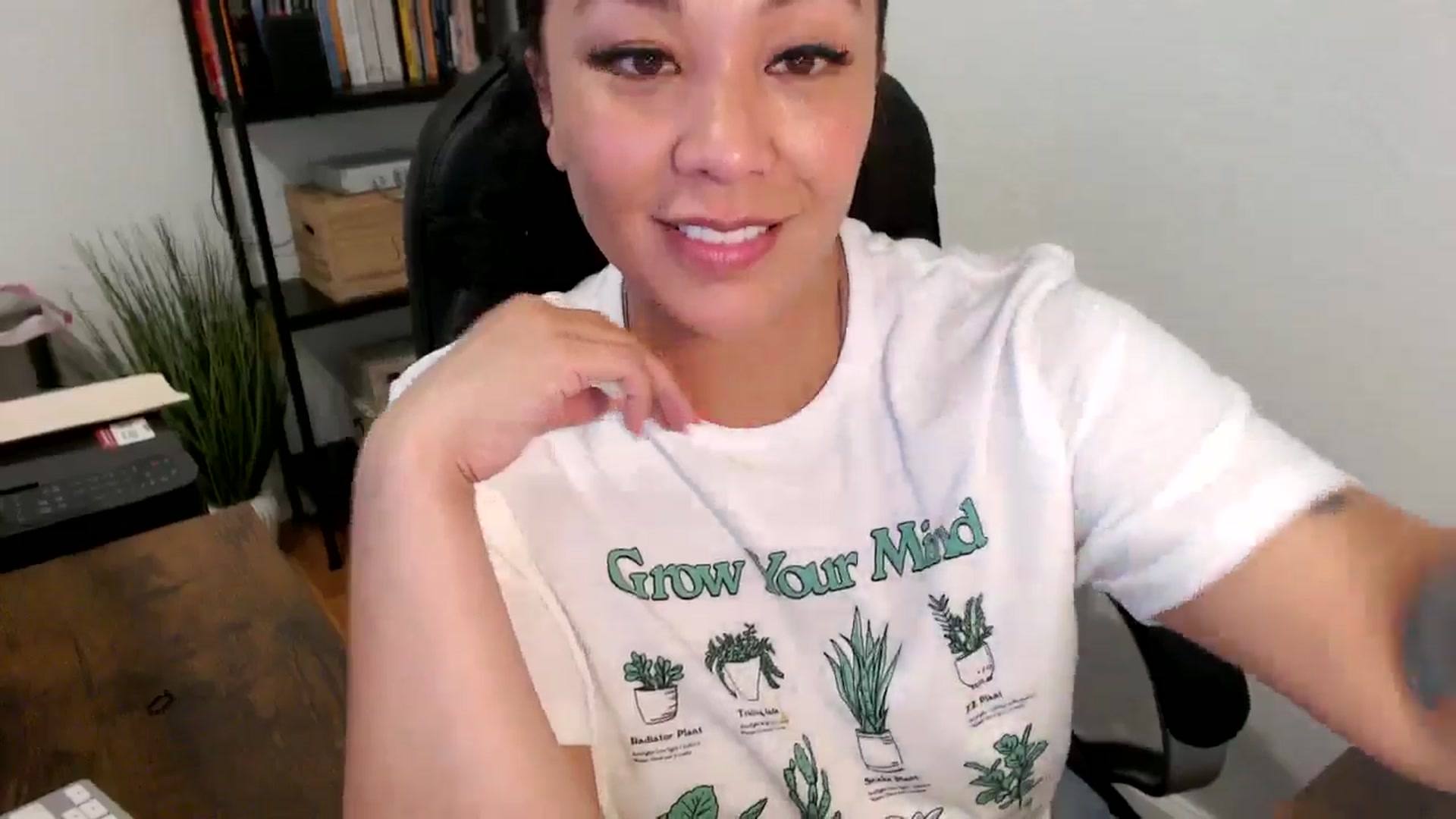 Gallery image thumbnail from MickaylaMoon's myfreecams stream on, 07/15/2024, 18:47 image 6 of 20