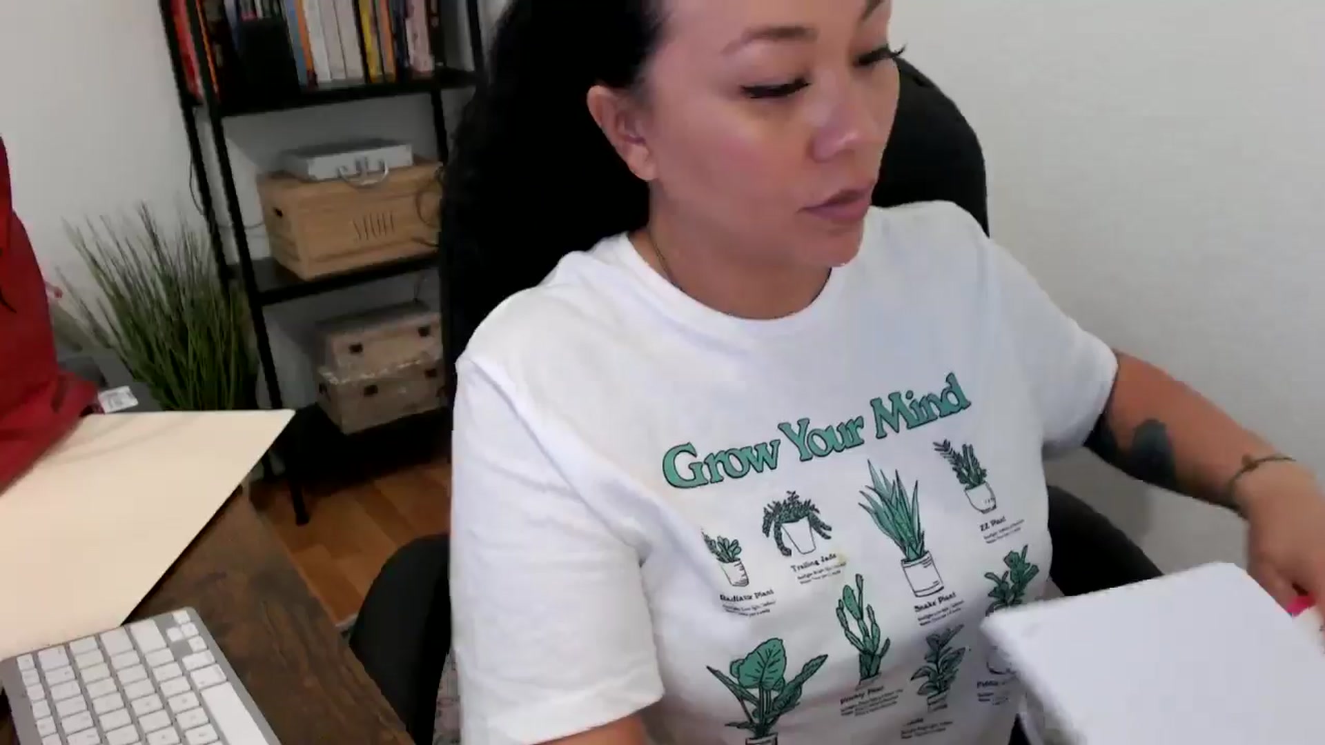 Gallery image thumbnail from MickaylaMoon's myfreecams stream on, 07/15/2024, 20:16 image 10 of 20