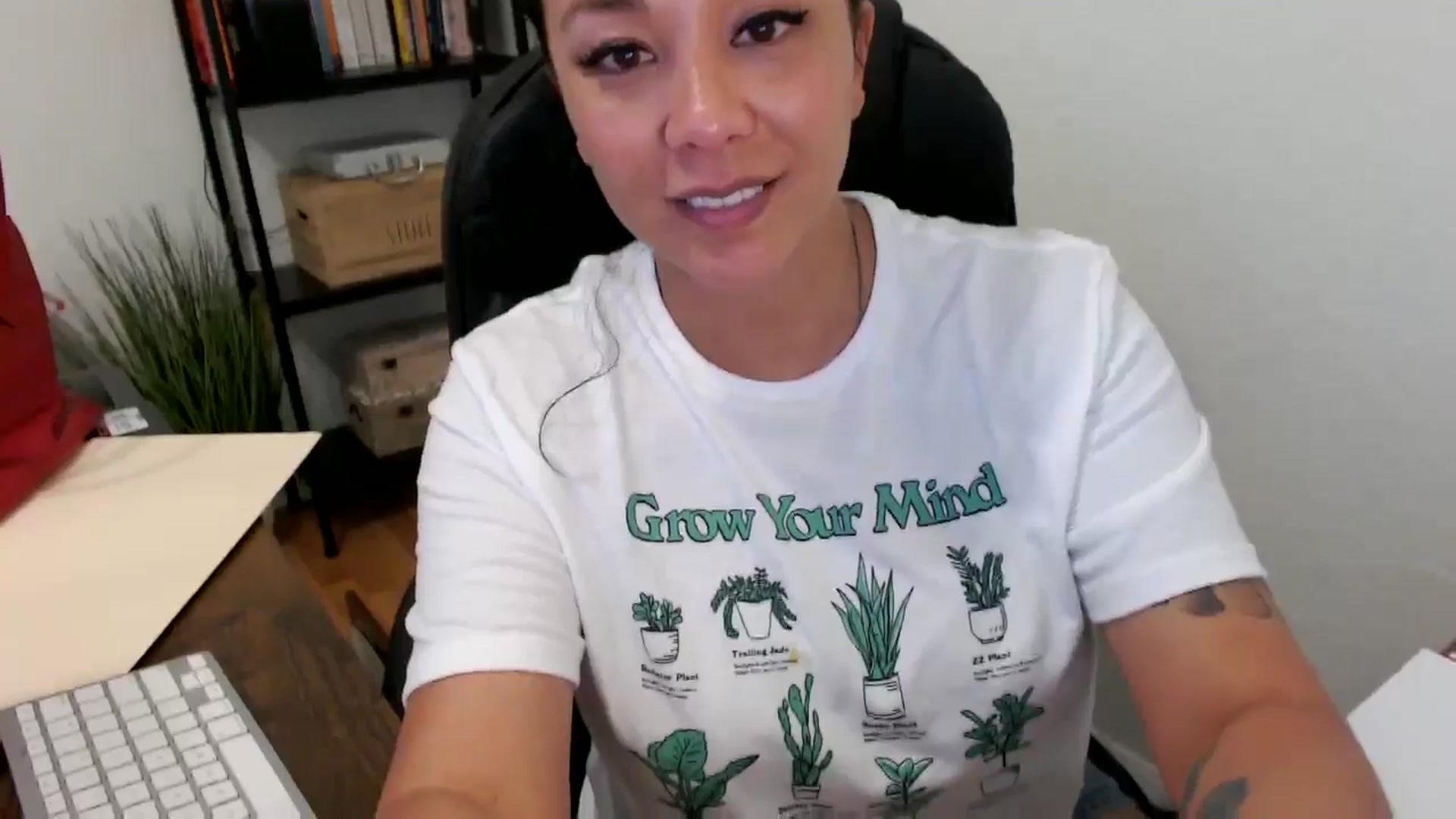 Gallery image thumbnail from MickaylaMoon's myfreecams stream on, 07/15/2024, 20:16 image 16 of 20