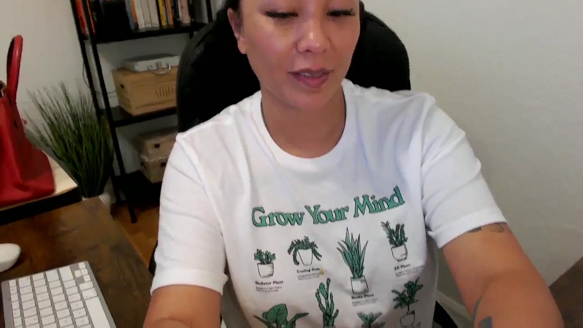 Gallery image thumbnail from MickaylaMoon's myfreecams stream on, 07/15/2024, 20:42 image 19 of 20