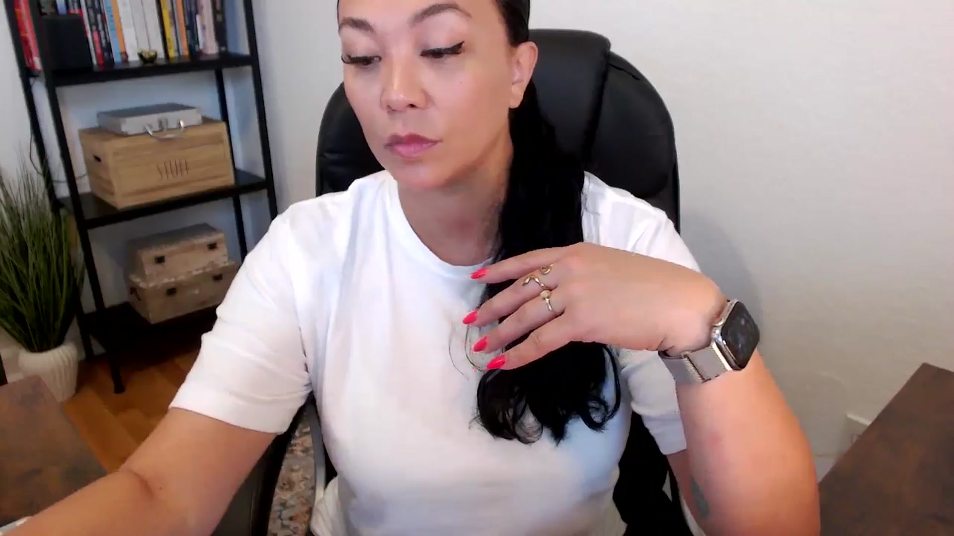 Gallery image thumbnail from MickaylaMoon's myfreecams stream on, 07/16/2024, 15:37 image 2 of 20