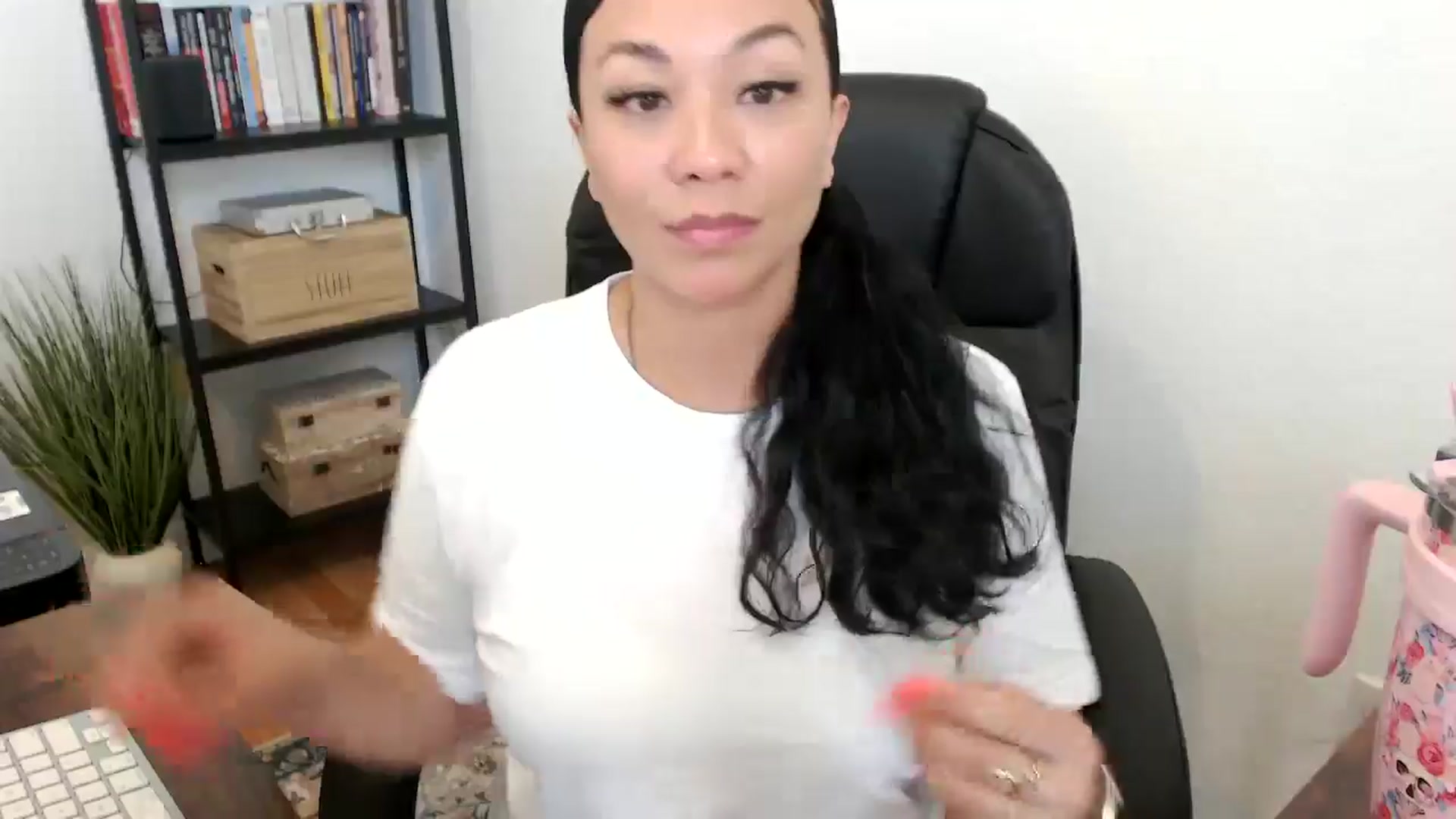 Gallery image thumbnail from MickaylaMoon's myfreecams stream on, 07/16/2024, 20:08 image 18 of 20