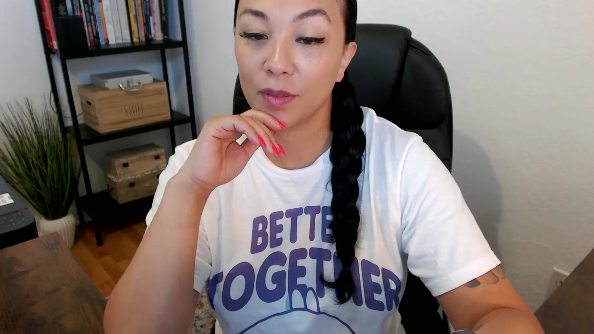 Gallery image thumbnail from MickaylaMoon's myfreecams stream on, 07/17/2024, 14:53 image 16 of 20