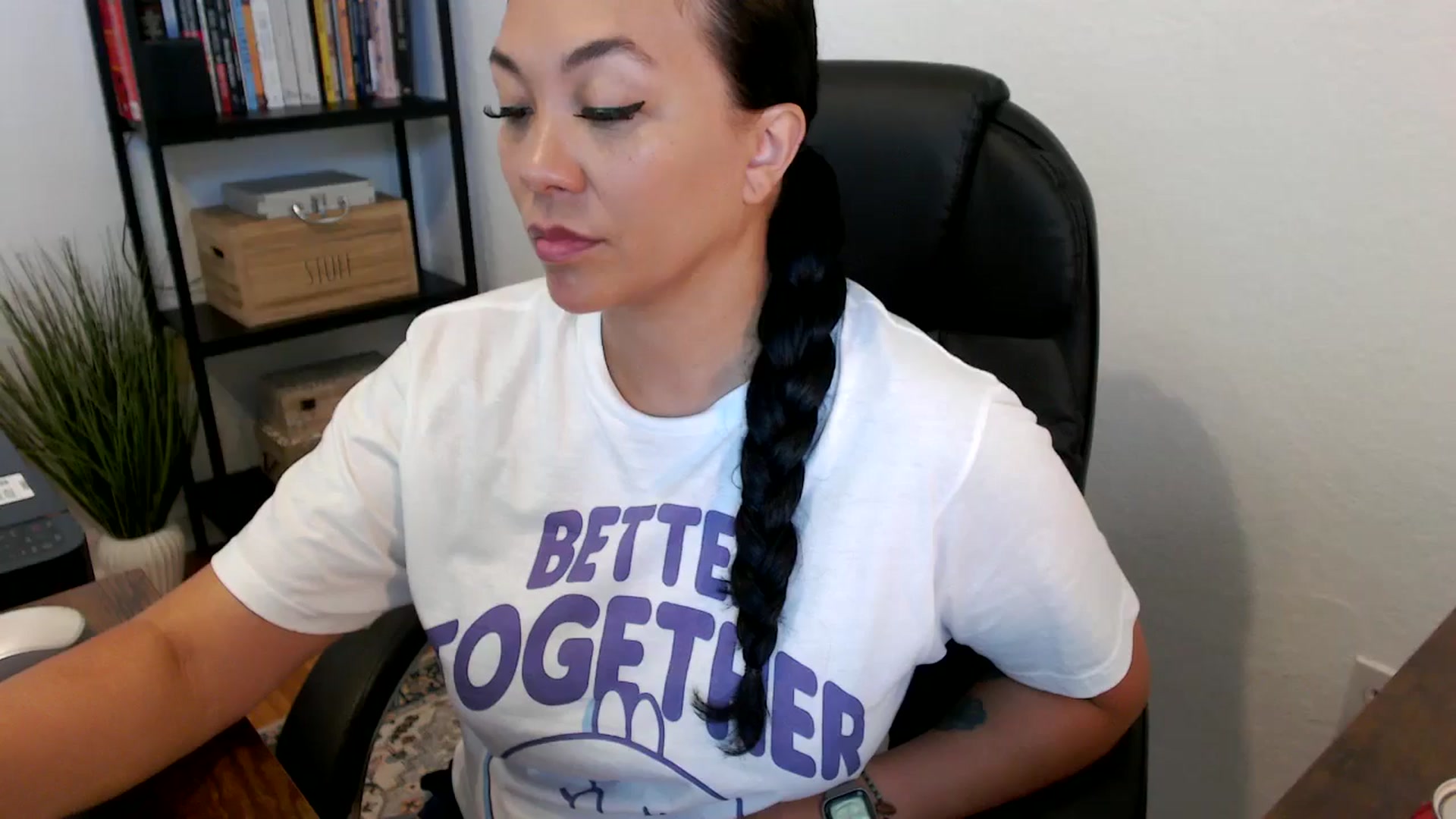 Gallery image thumbnail from MickaylaMoon's myfreecams stream on, 07/17/2024, 14:53 image 19 of 20