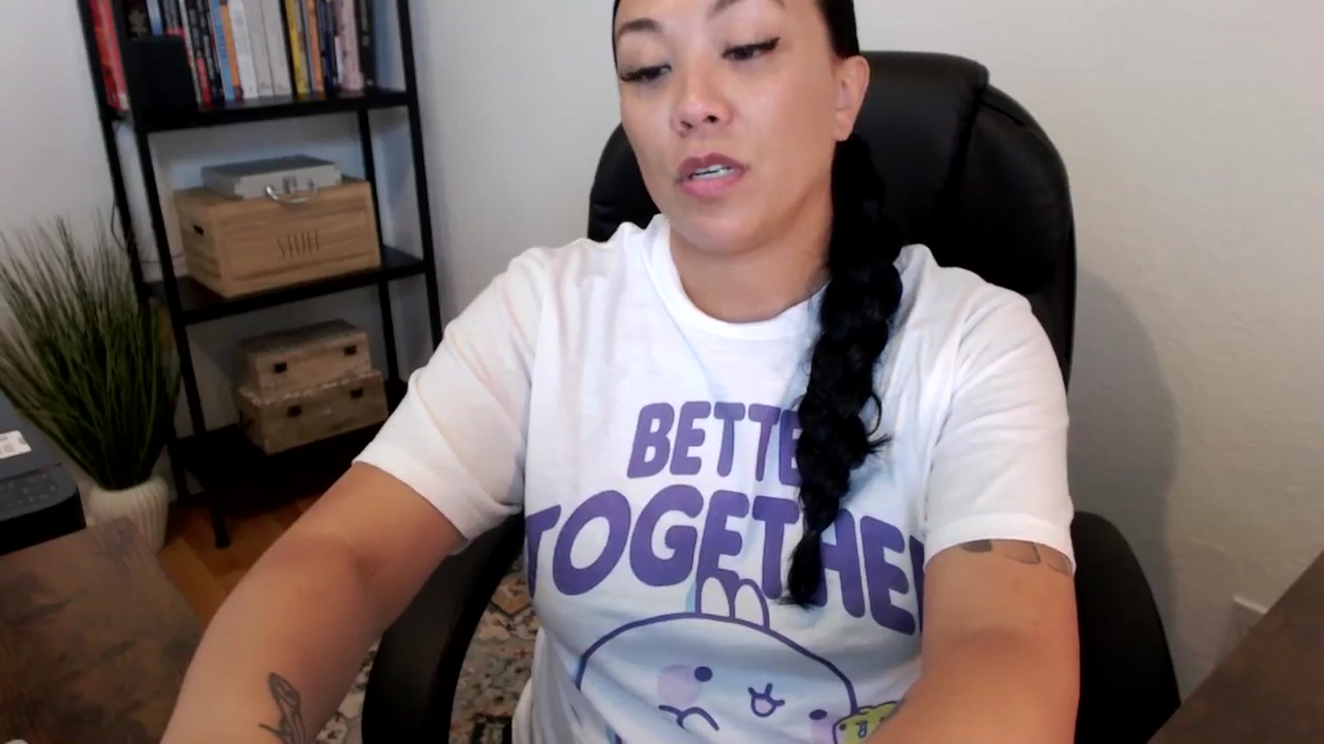 Gallery image thumbnail from MickaylaMoon's myfreecams stream on, 07/17/2024, 17:17 image 19 of 20