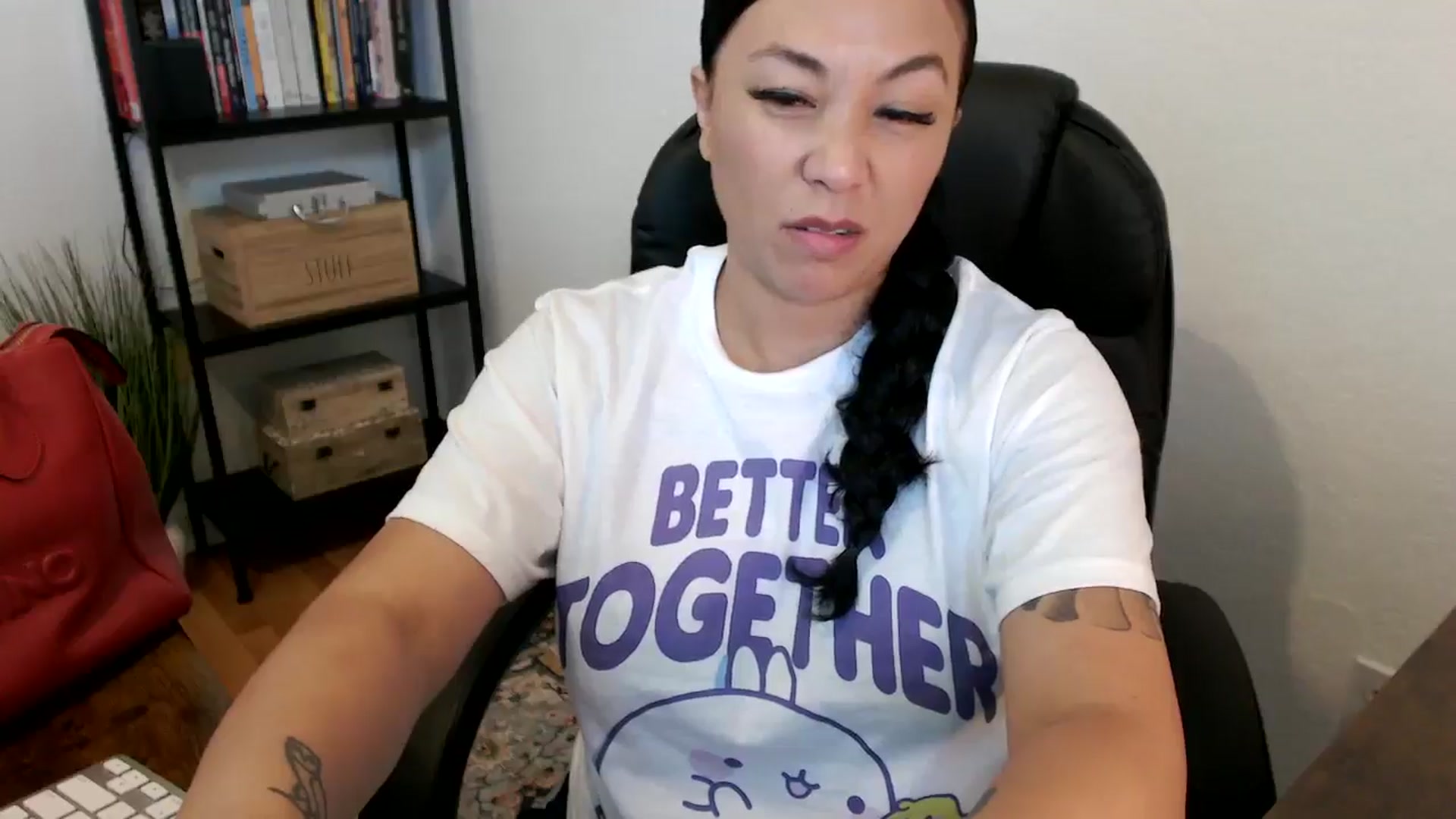 Gallery image thumbnail from MickaylaMoon's myfreecams stream on, 07/17/2024, 17:44 image 16 of 20