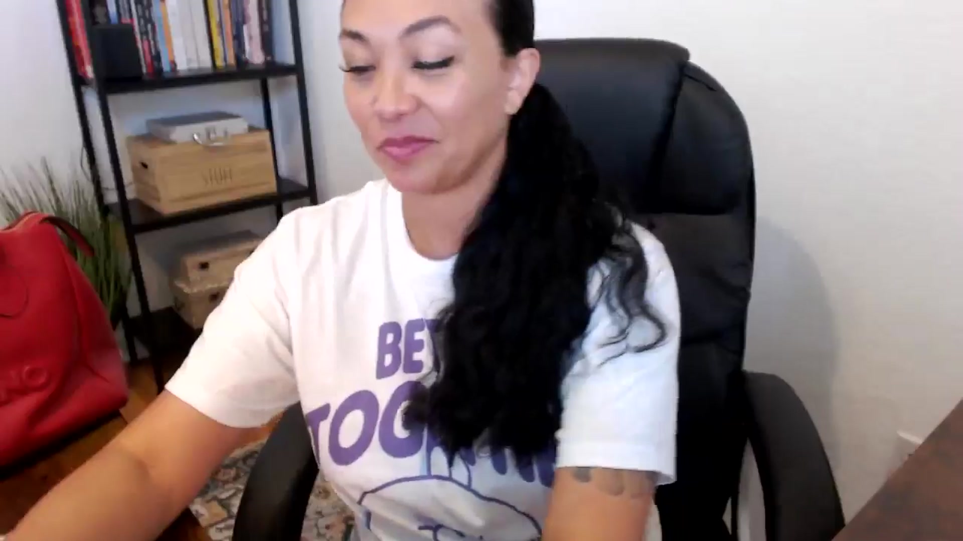 Gallery image thumbnail from MickaylaMoon's myfreecams stream on, 07/17/2024, 19:20 image 6 of 20