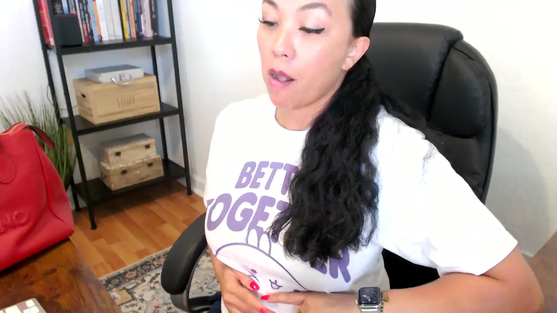 Gallery image thumbnail from MickaylaMoon's myfreecams stream on, 07/17/2024, 19:20 image 14 of 20