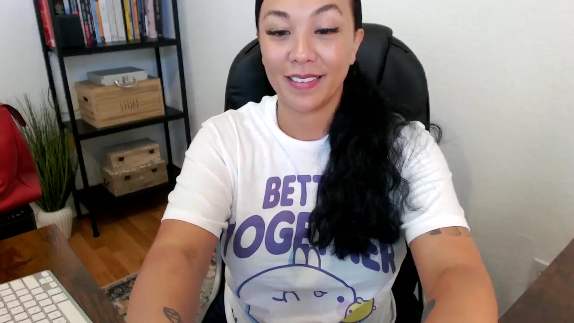 Gallery image thumbnail from MickaylaMoon's myfreecams stream on, 07/17/2024, 19:48 image 7 of 20