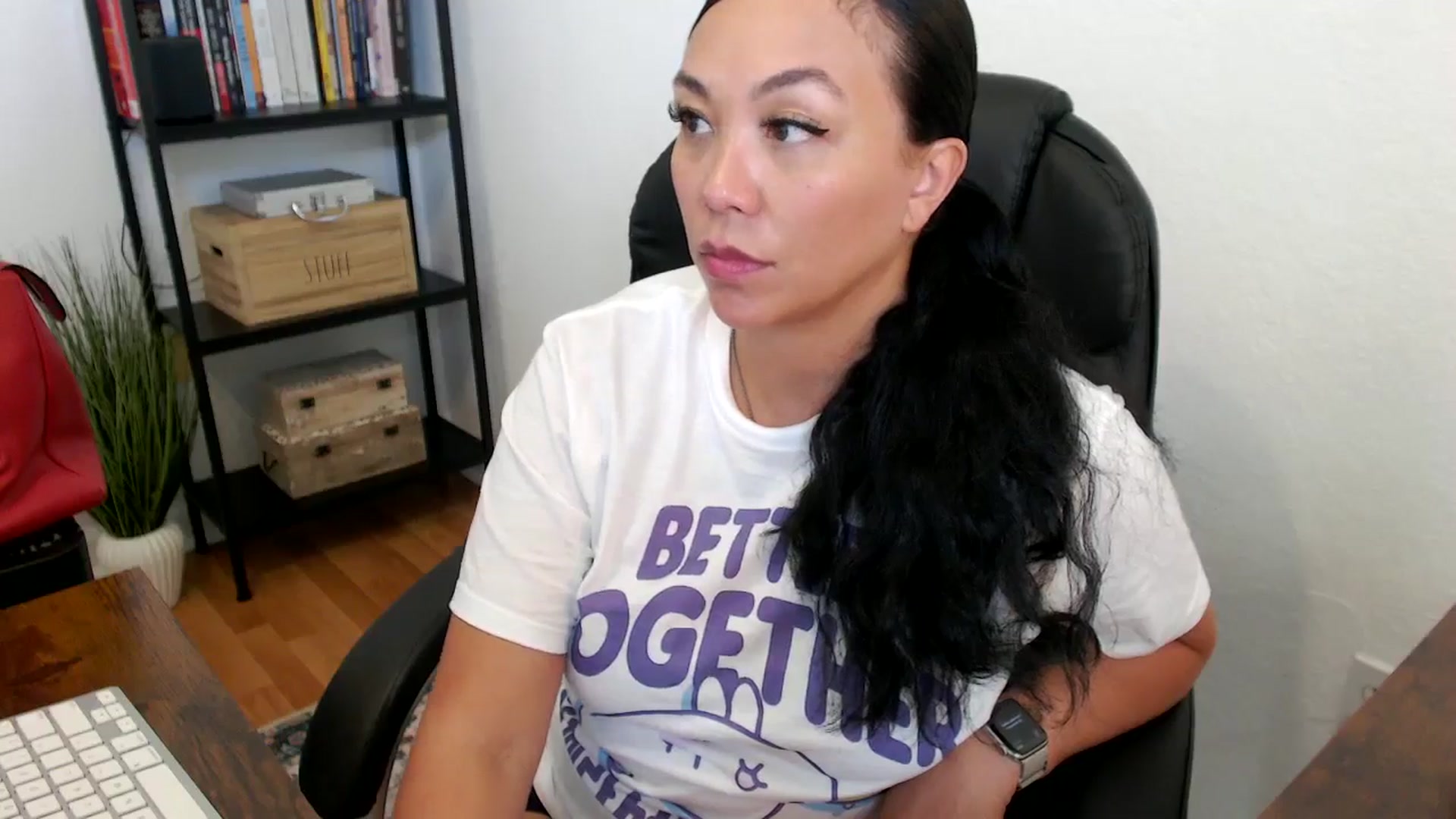 Gallery image thumbnail from MickaylaMoon's myfreecams stream on, 07/17/2024, 20:23 image 7 of 20