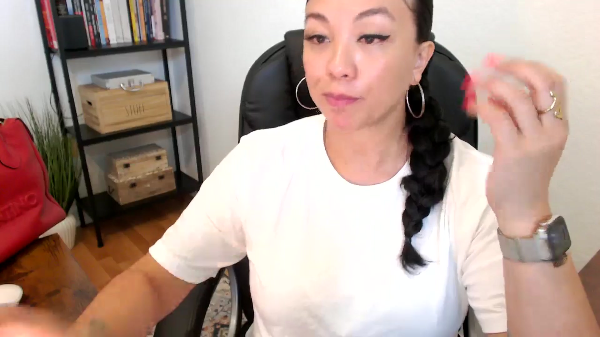 Gallery image thumbnail from MickaylaMoon's myfreecams stream on, 07/18/2024, 16:19 image 6 of 20