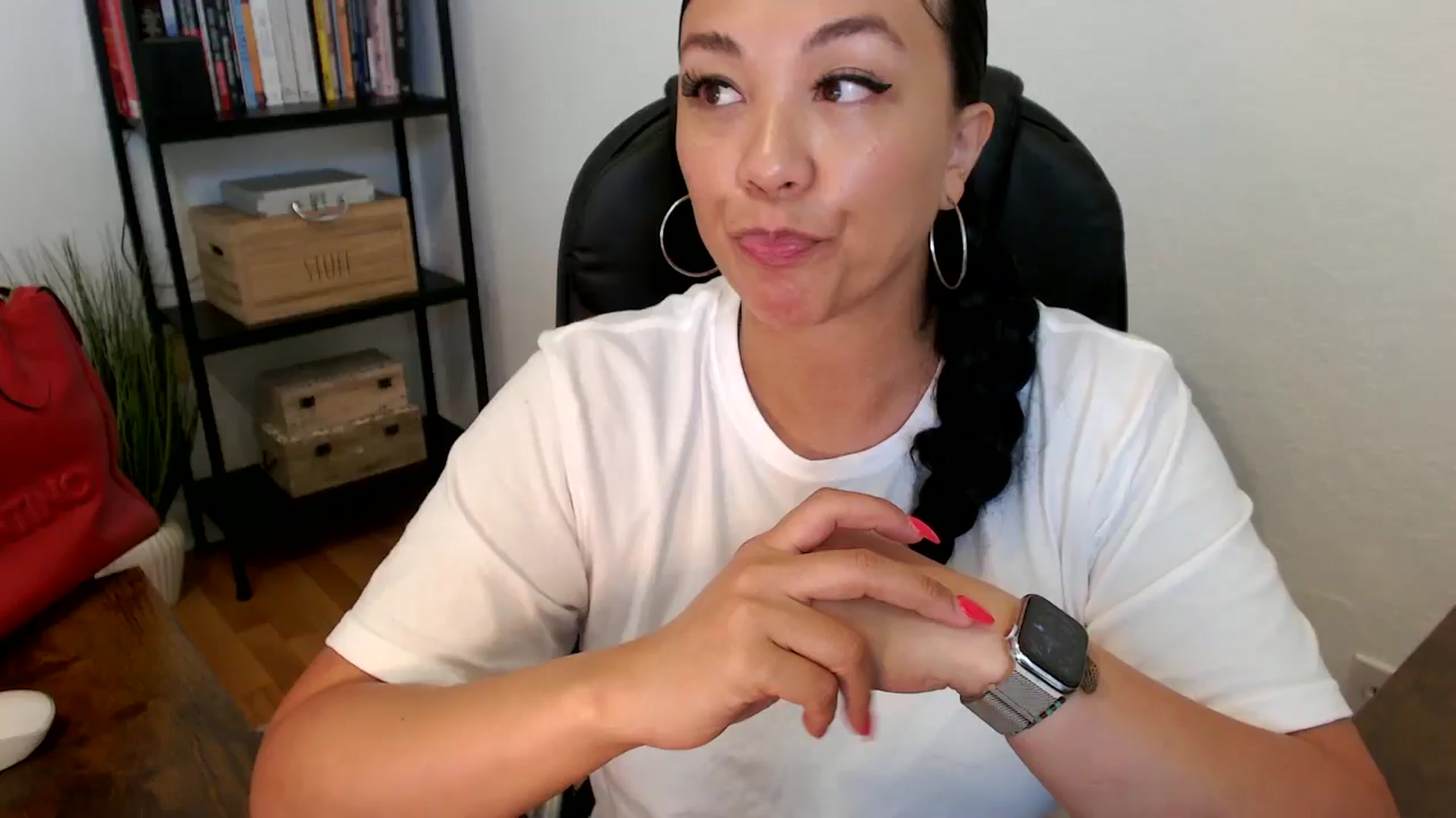 Gallery image thumbnail from MickaylaMoon's myfreecams stream on, 07/18/2024, 16:19 image 18 of 20