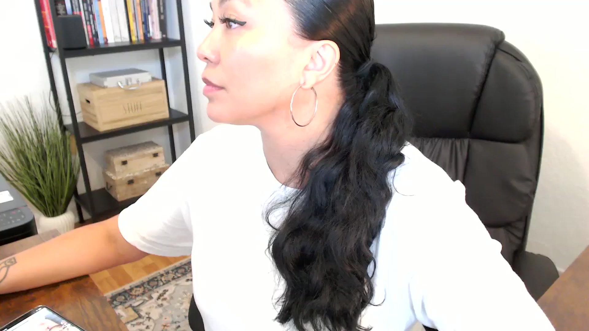 Gallery image thumbnail from MickaylaMoon's myfreecams stream on, 07/18/2024, 19:01 image 2 of 20