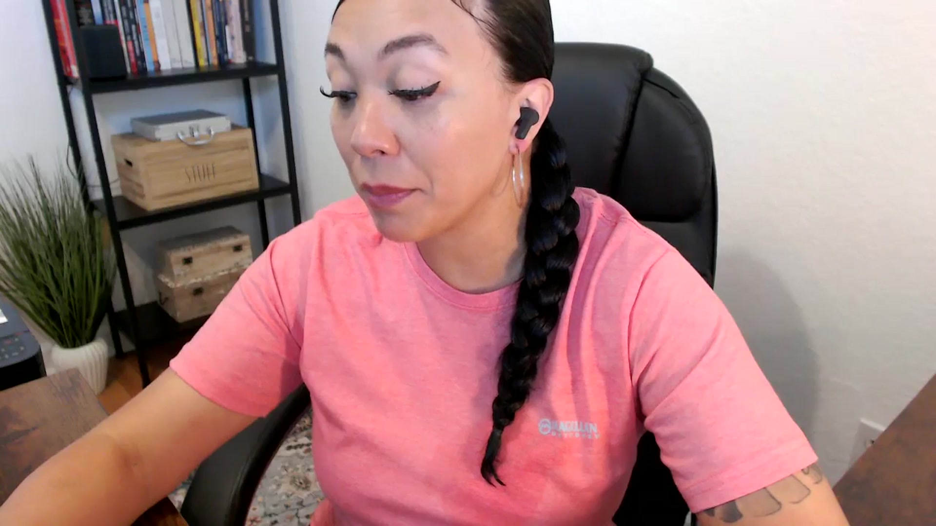 Gallery image thumbnail from MickaylaMoon's myfreecams stream on, 07/19/2024, 14:42 image 5 of 20