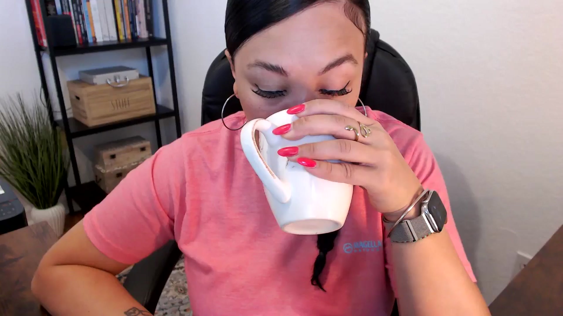 Gallery image thumbnail from MickaylaMoon's myfreecams stream on, 07/19/2024, 14:42 image 1 of 20