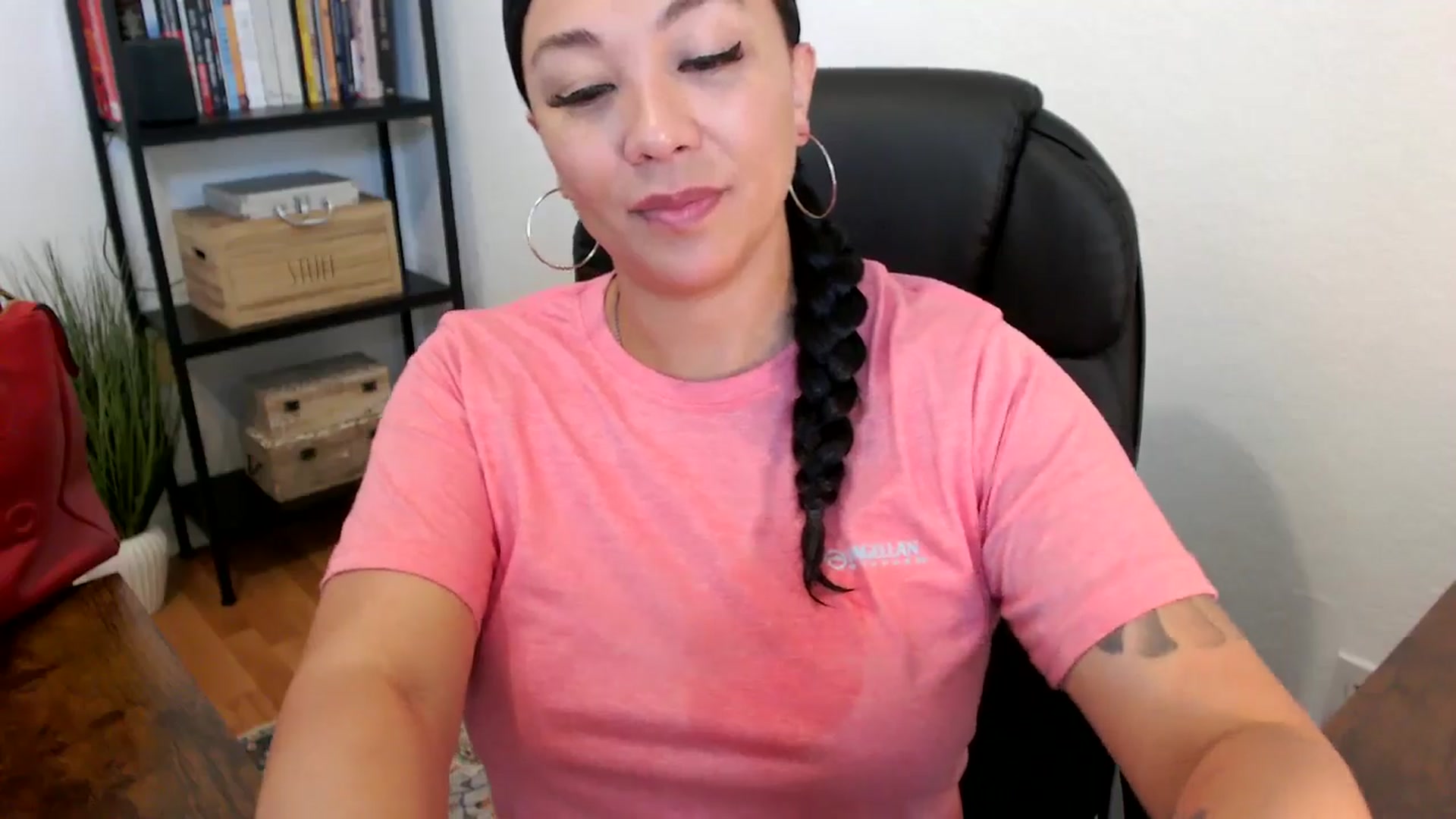 Gallery image thumbnail from MickaylaMoon's myfreecams stream on, 07/19/2024, 14:42 image 16 of 20