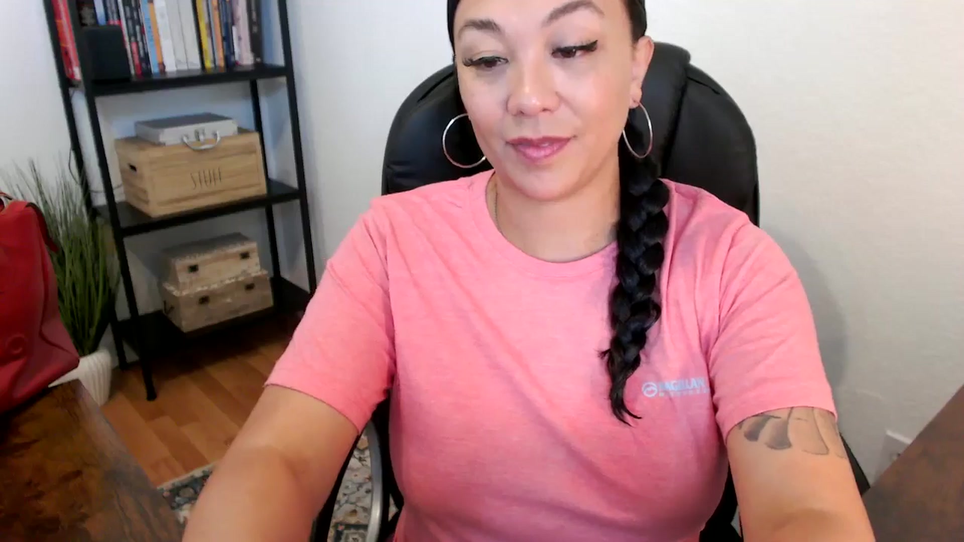 Gallery image thumbnail from MickaylaMoon's myfreecams stream on, 07/19/2024, 15:00 image 17 of 20