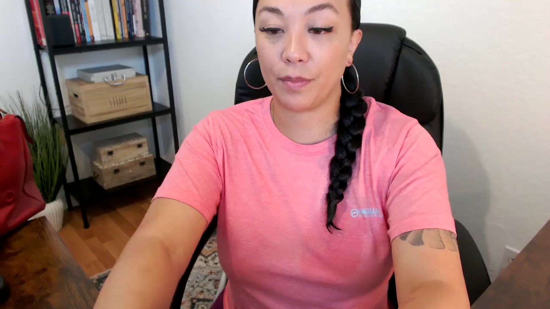 Gallery image thumbnail from MickaylaMoon's myfreecams stream on, 07/19/2024, 15:00 image 3 of 20