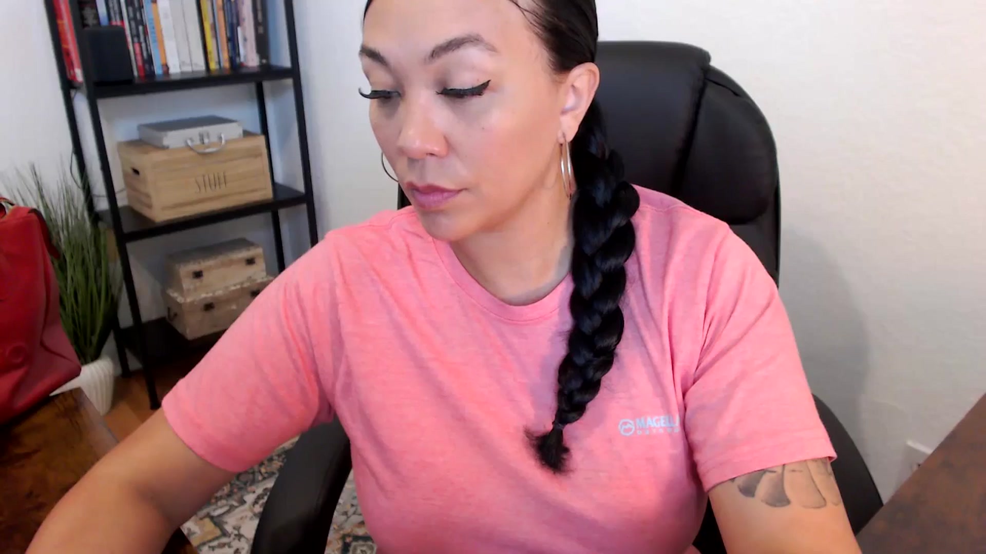 Gallery image thumbnail from MickaylaMoon's myfreecams stream on, 07/19/2024, 16:24 image 5 of 20