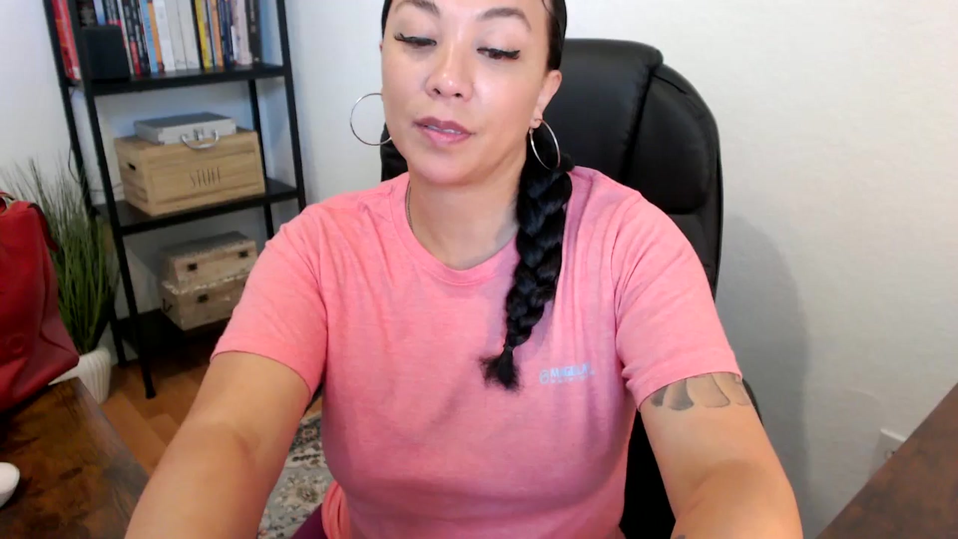 Gallery image thumbnail from MickaylaMoon's myfreecams stream on, 07/19/2024, 16:24 image 13 of 20
