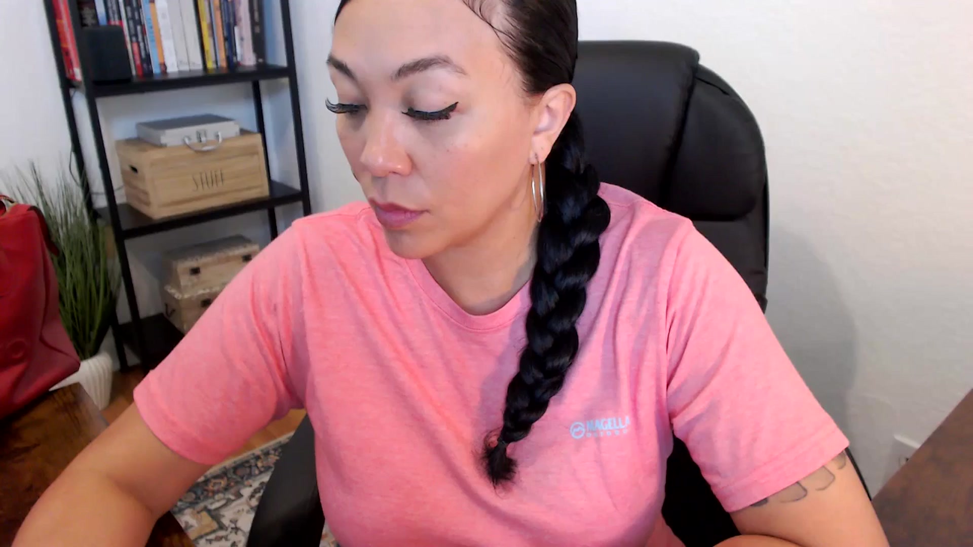 Gallery image thumbnail from MickaylaMoon's myfreecams stream on, 07/19/2024, 16:24 image 4 of 20