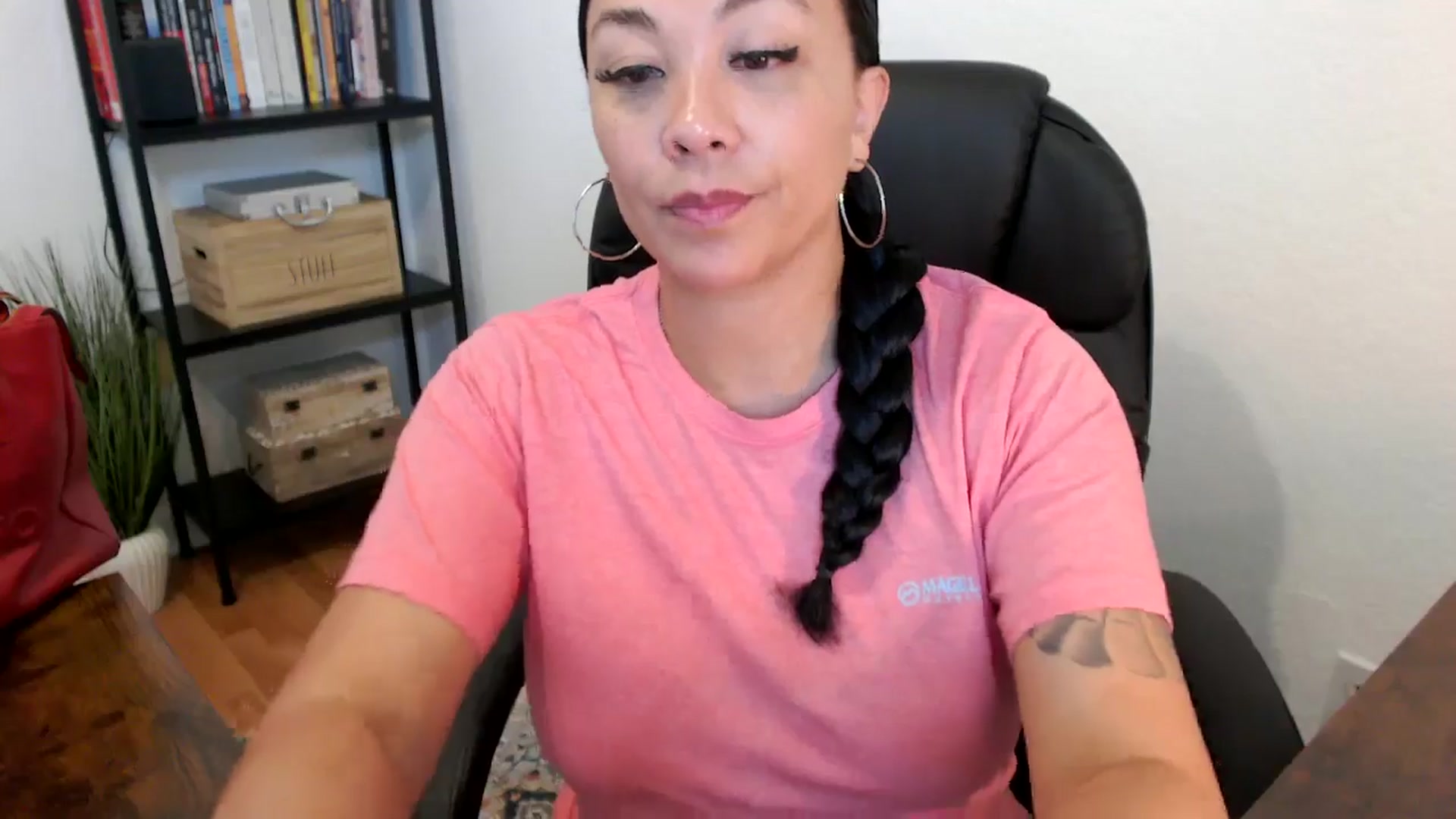 Gallery image thumbnail from MickaylaMoon's myfreecams stream on, 07/19/2024, 16:24 image 6 of 20