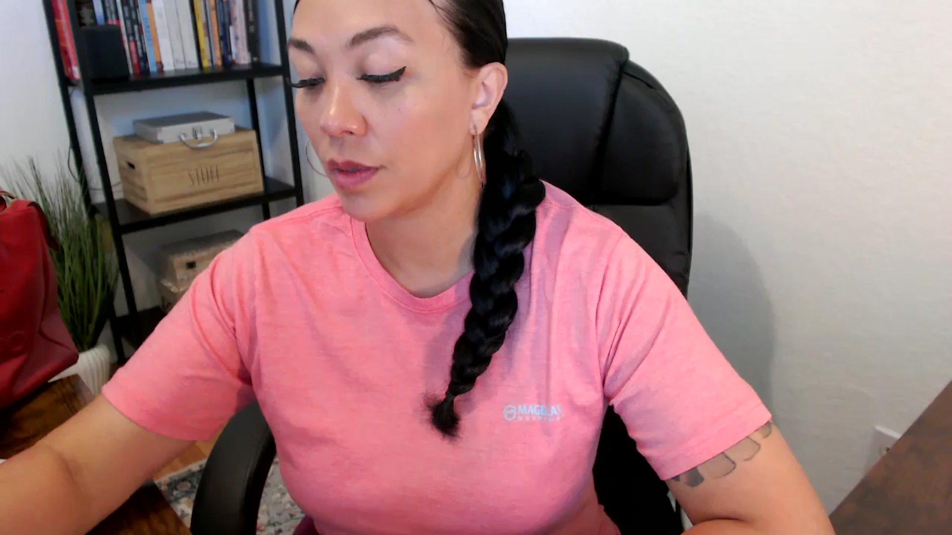 Gallery image thumbnail from MickaylaMoon's myfreecams stream on, 07/19/2024, 16:24 image 15 of 20