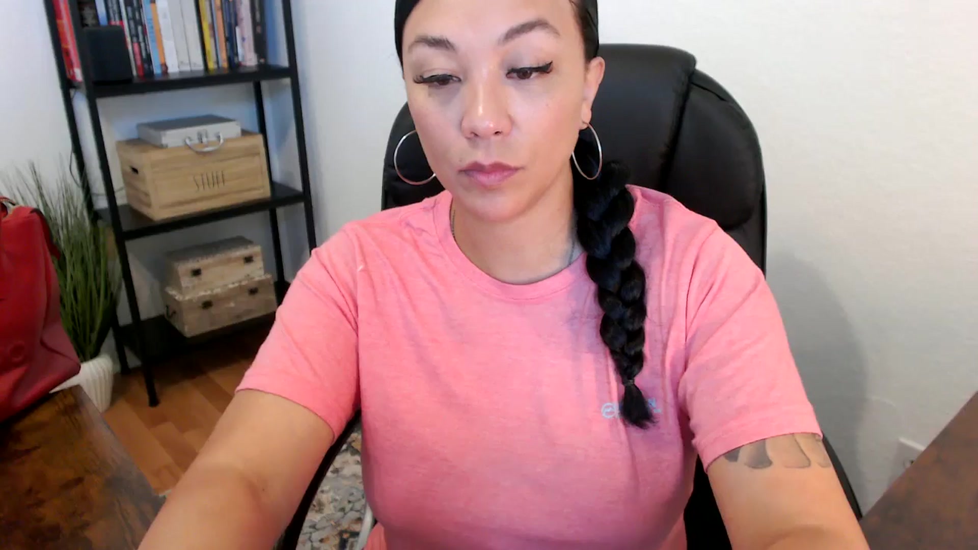 Gallery image thumbnail from MickaylaMoon's myfreecams stream on, 07/19/2024, 16:42 image 11 of 20