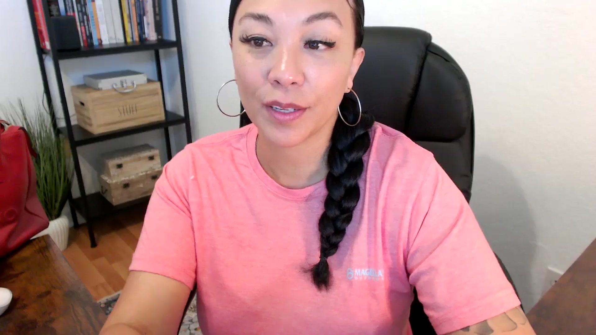 Gallery image thumbnail from MickaylaMoon's myfreecams stream on, 07/19/2024, 16:42 image 3 of 20