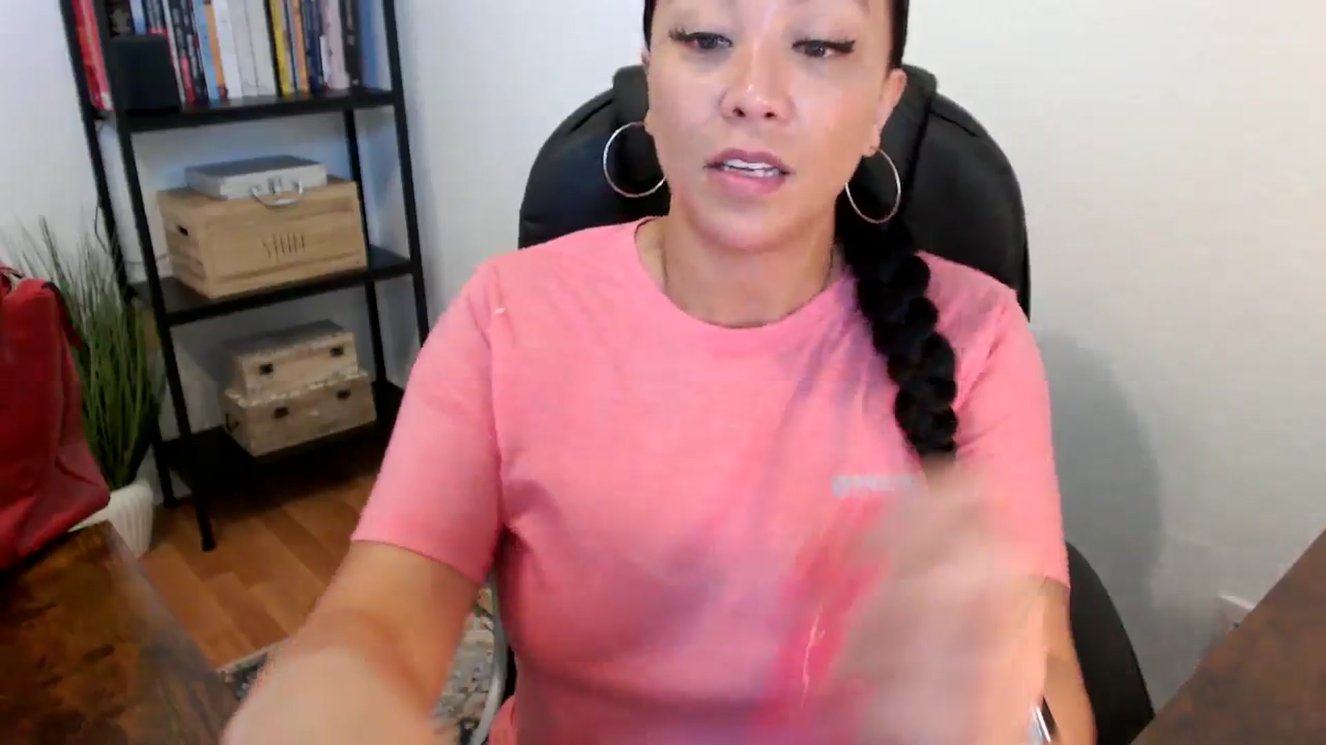 Gallery image thumbnail from MickaylaMoon's myfreecams stream on, 07/19/2024, 16:42 image 14 of 20