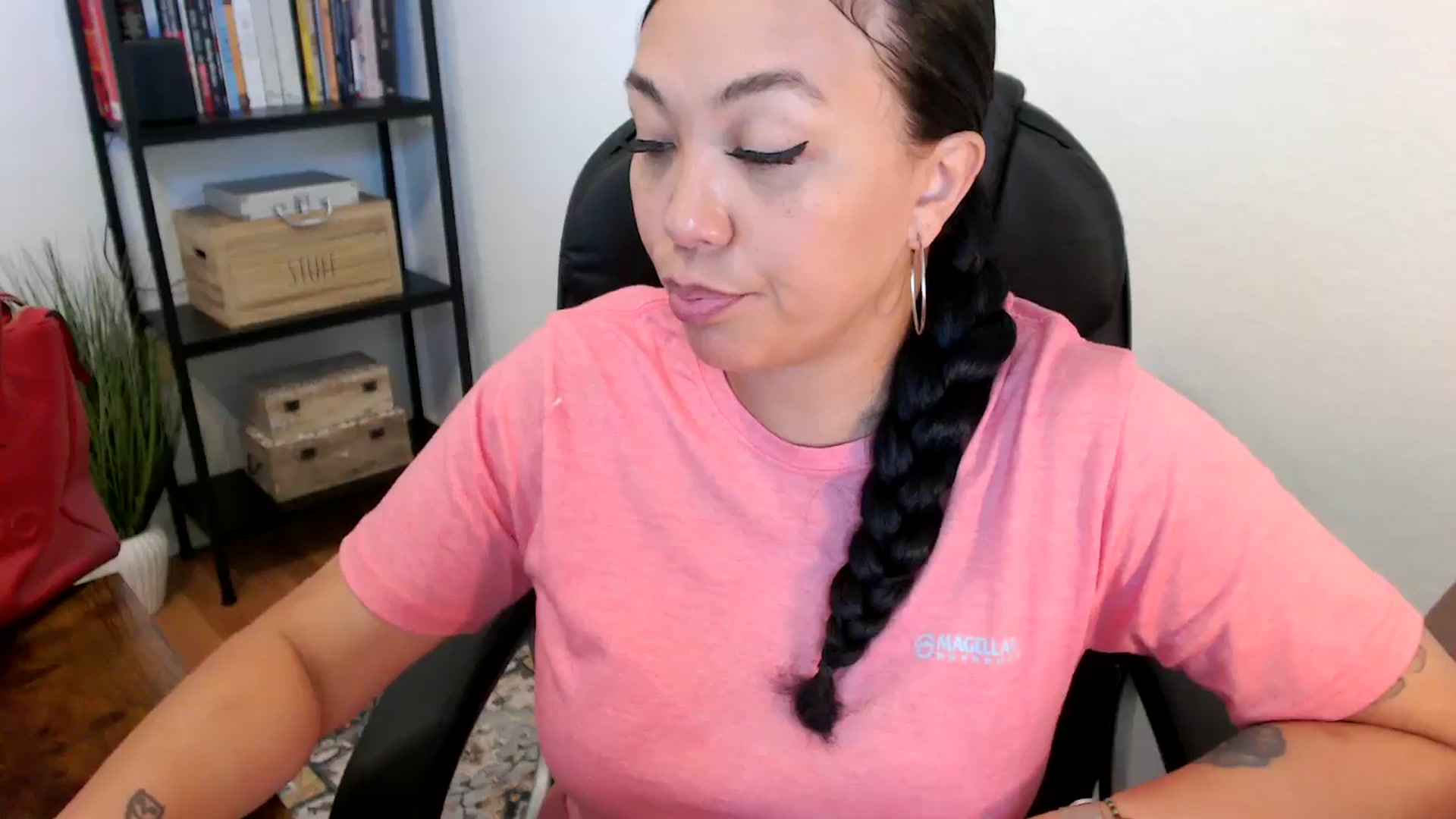 Gallery image thumbnail from MickaylaMoon's myfreecams stream on, 07/19/2024, 16:42 image 9 of 20